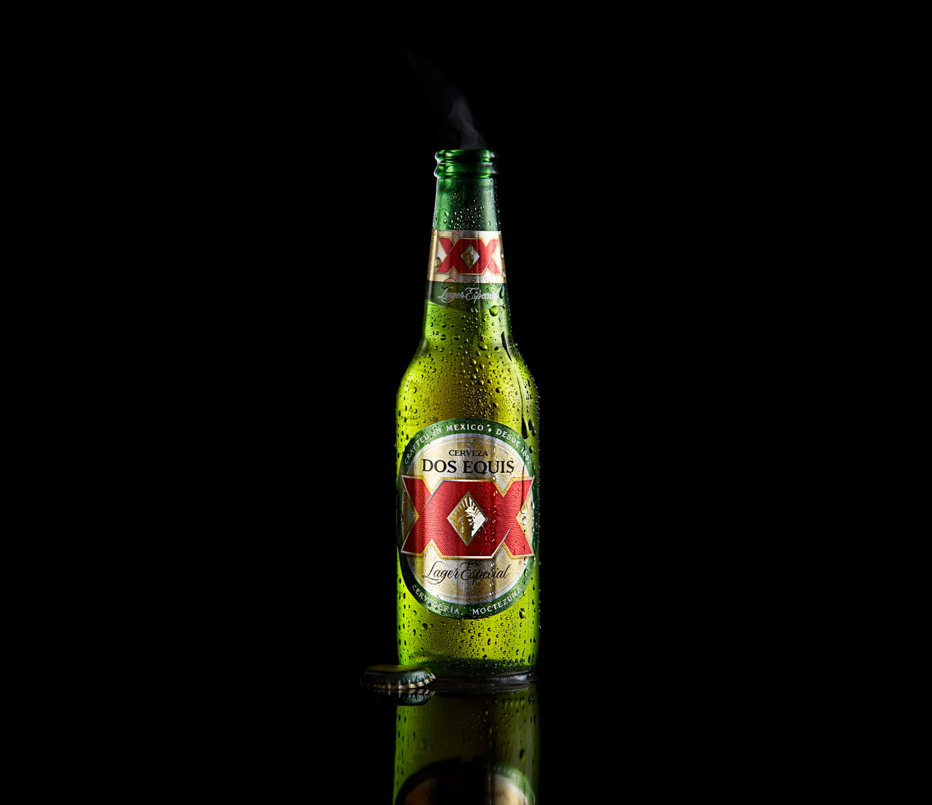 Verkoelde Dos Equis Bierfles Achtergrond