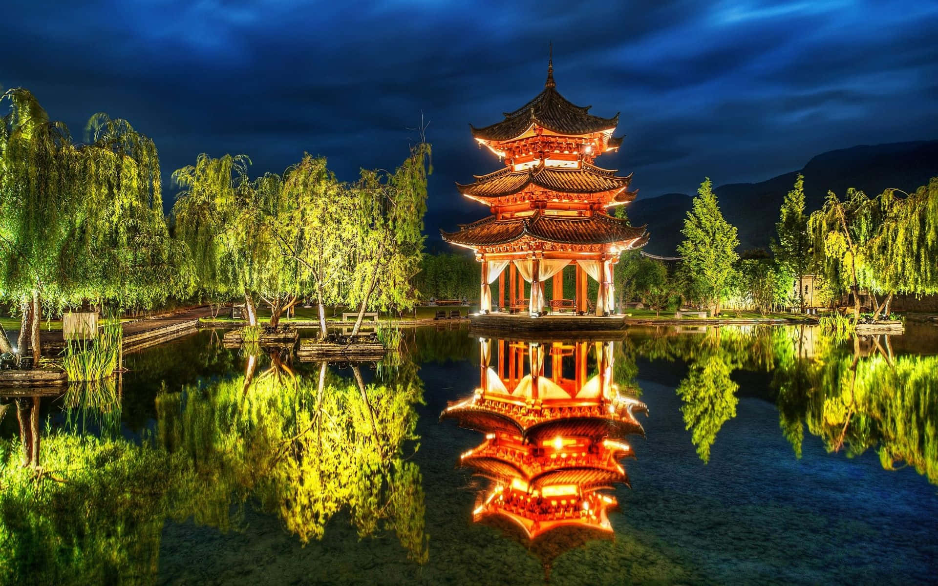 Explore the beauty of China!