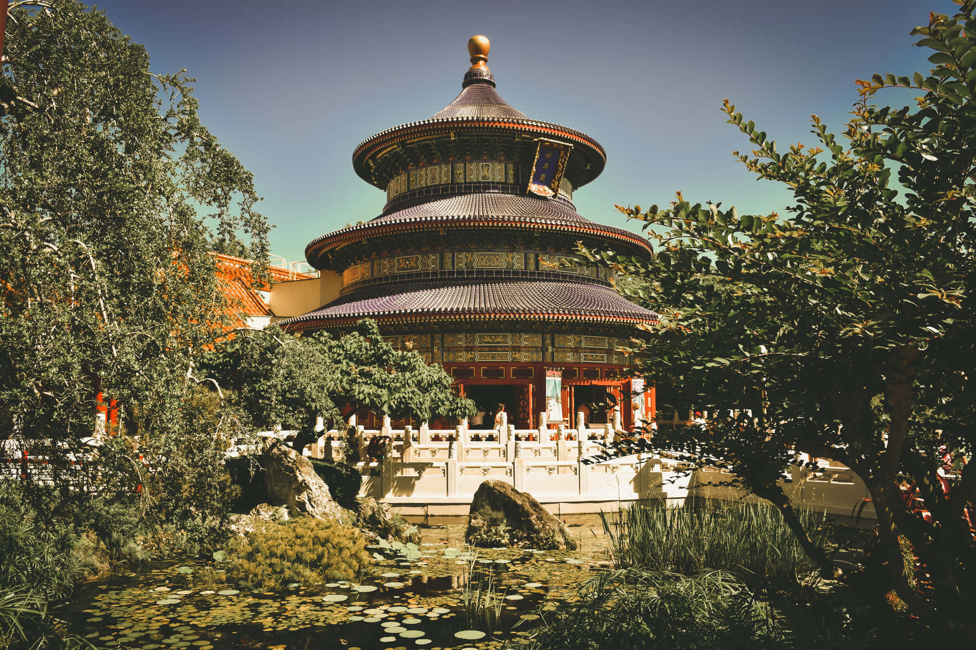 China's Temple Of Heaven In Epcot, Disney World Florida Wallpaper