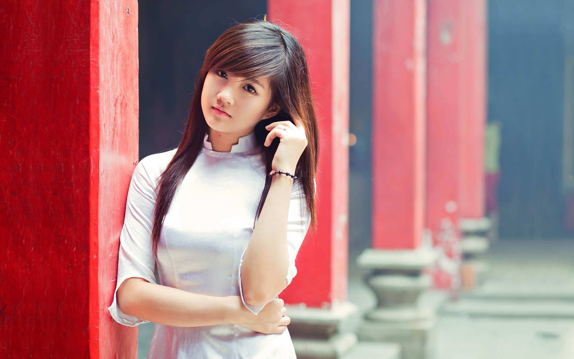 Chinese Girl White Blouse Picture