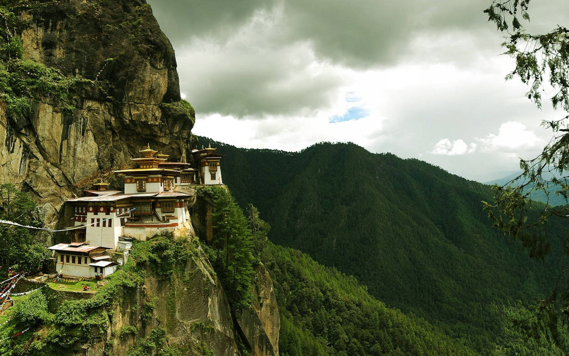 Chinese Houses On Mountain