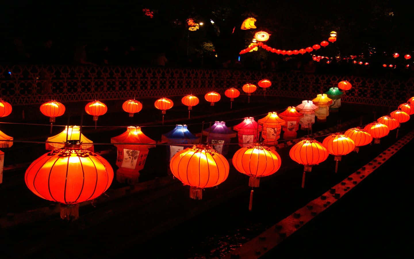 Feiernsie Das Chinesische Neujahr!