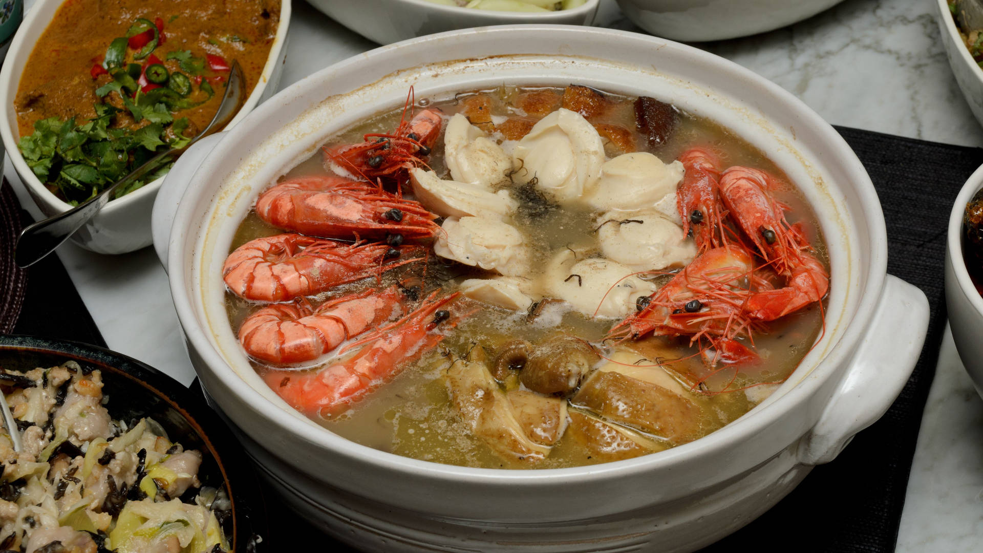 Chinese Seafood Soup Wallpaper