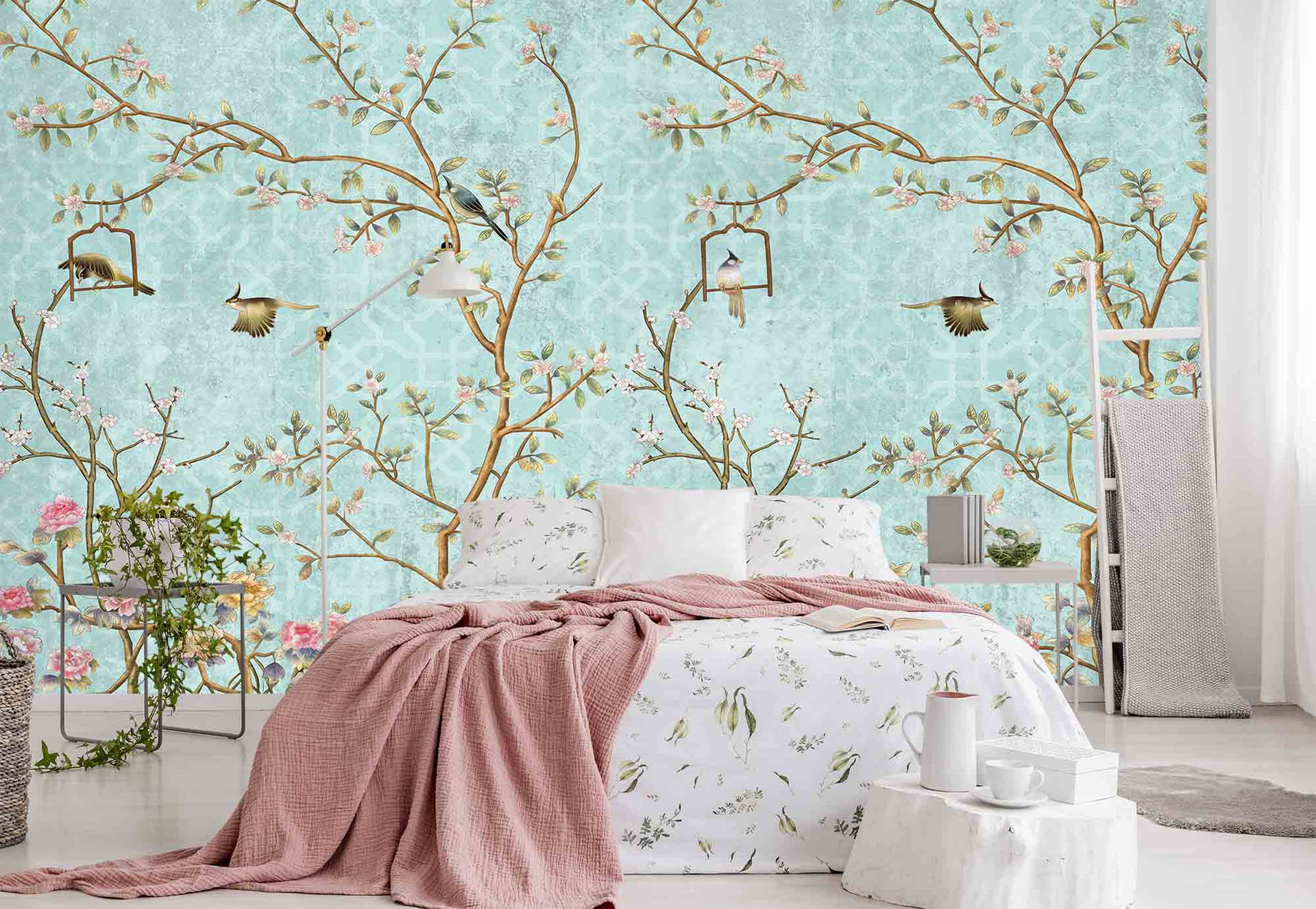 Chinoiserie Bedroom Wall Wallpaper