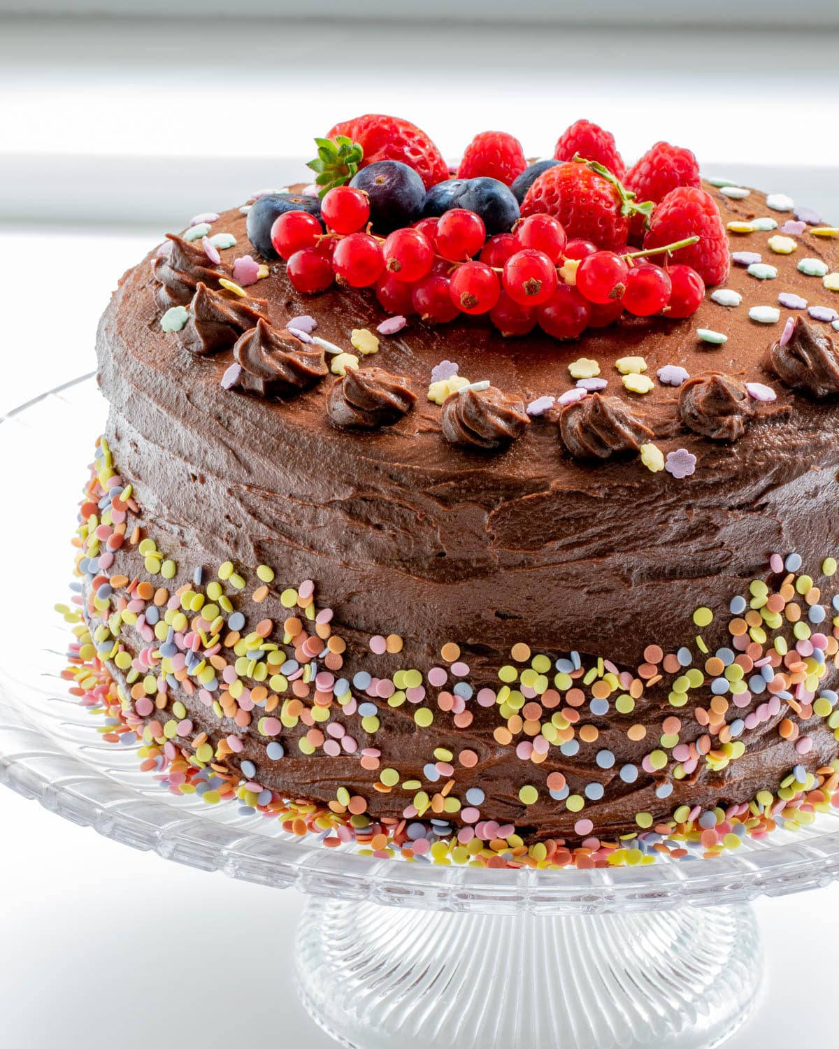Chocolate Cake Decorated With Berries Wallpaper
