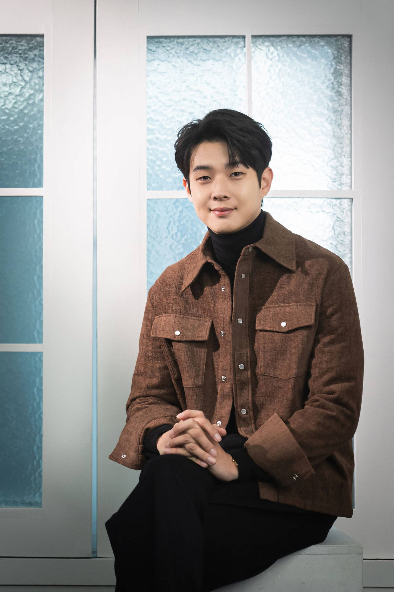 Choi Woo Shik In Brown Jacket Wallpaper