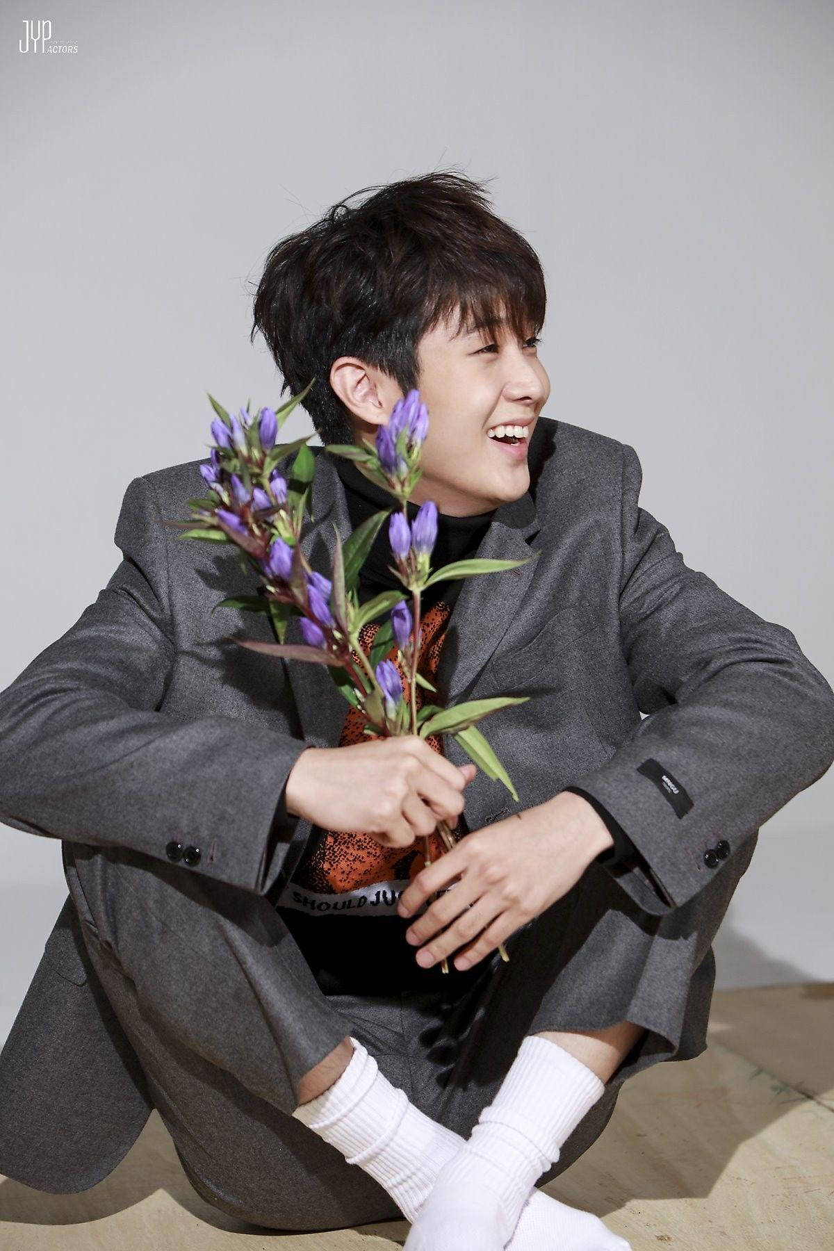 Choi Woo Shik Sweet Smile Wallpaper