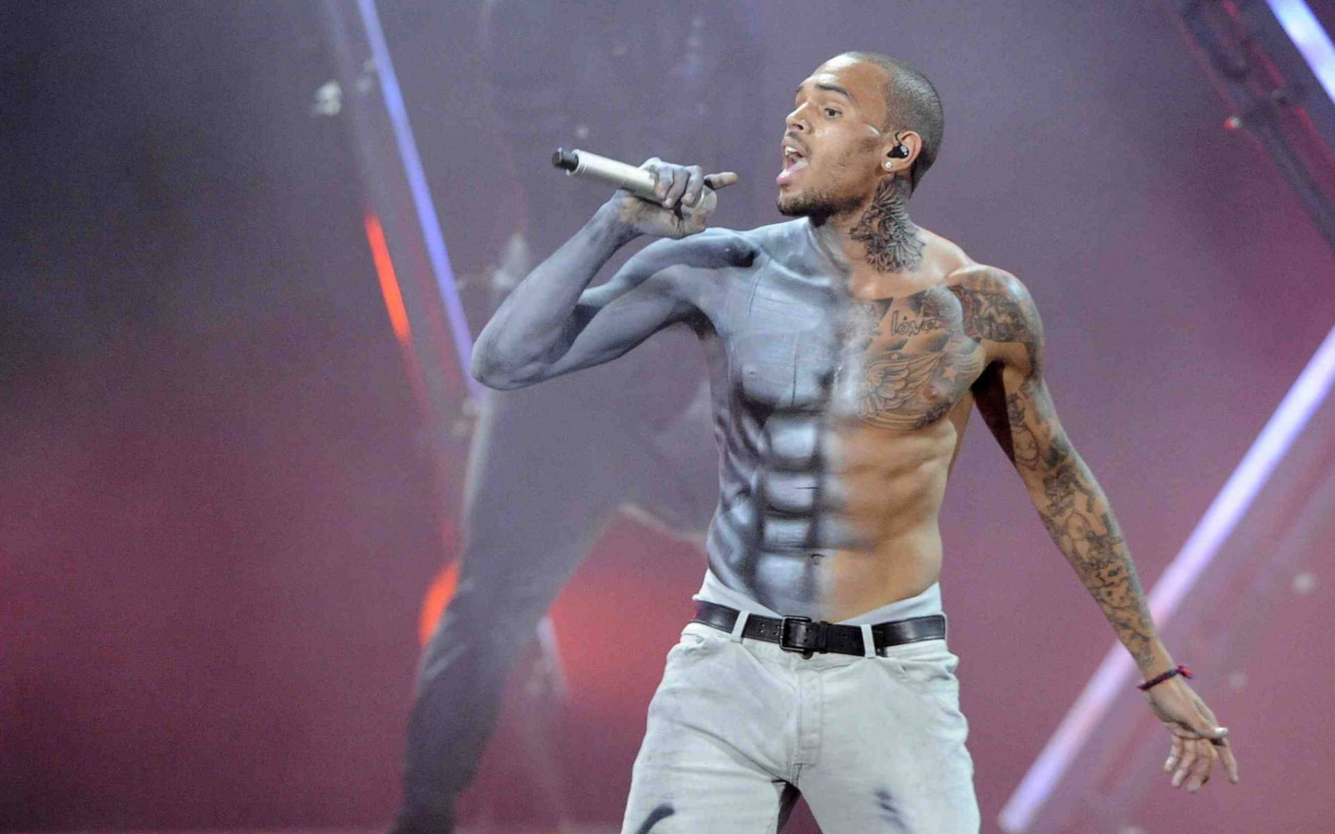 Chris Brown In Concert Background