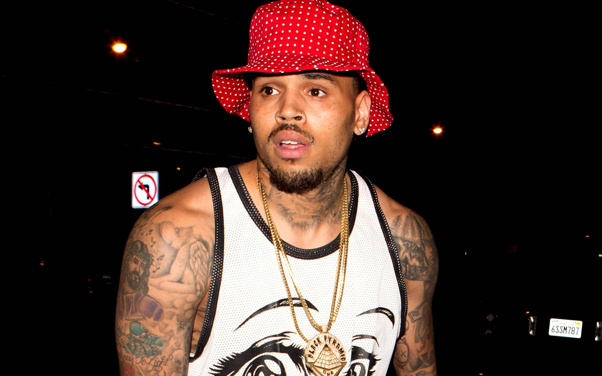 Chris Brown Polka Dot Red Hat Background