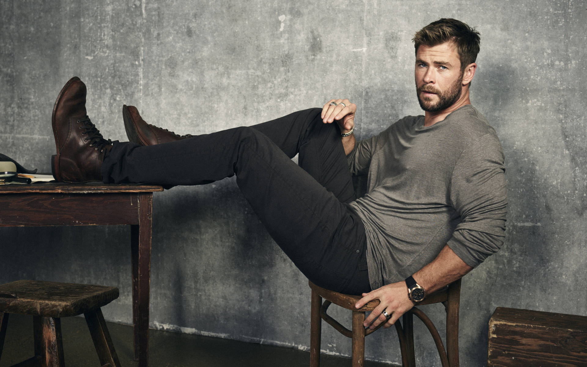Chris Hemsworth graces the cover of Men's Journal magazine Wallpaper