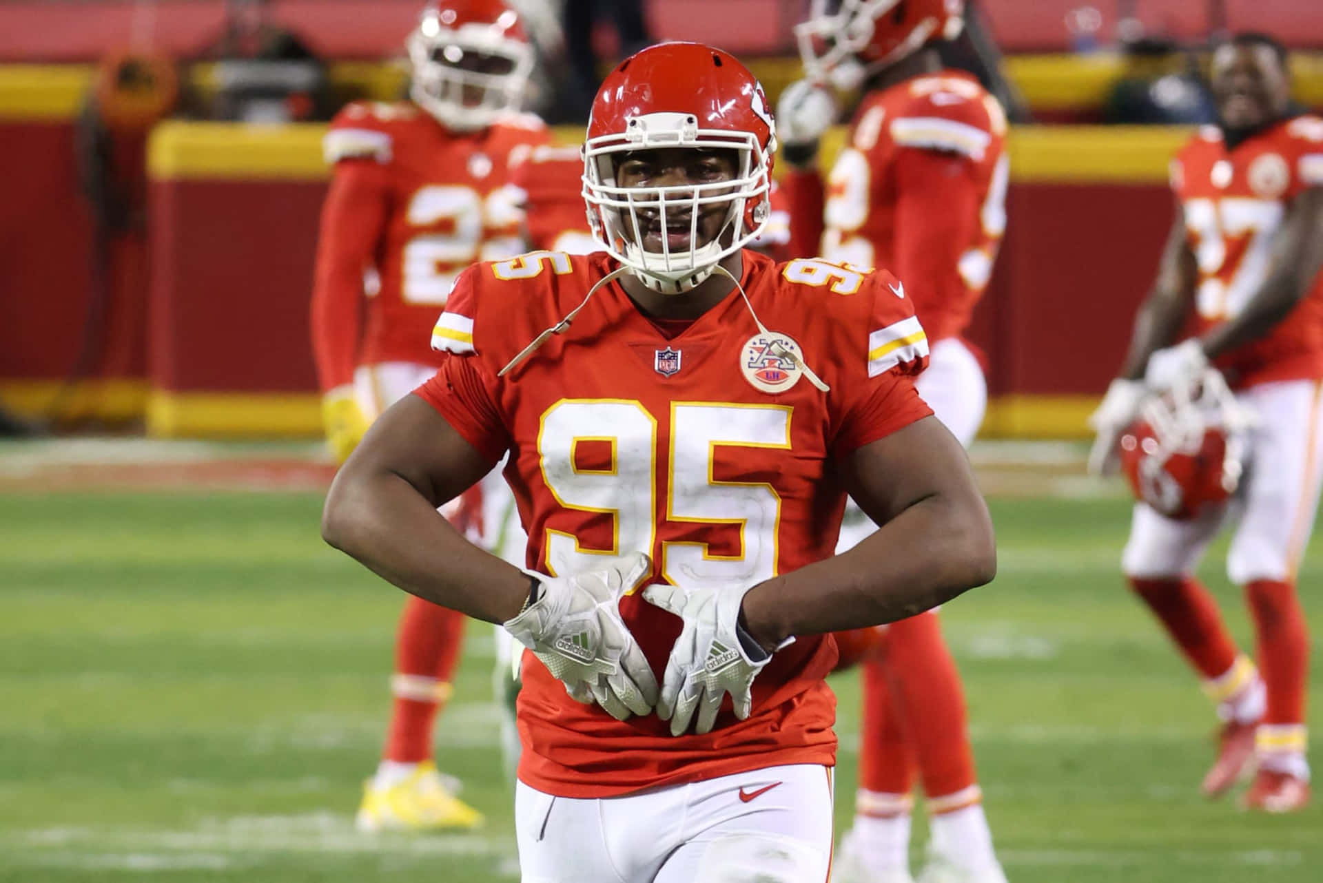 Should the New York Giants Try To Trade For Chiefs DL Chris Jones