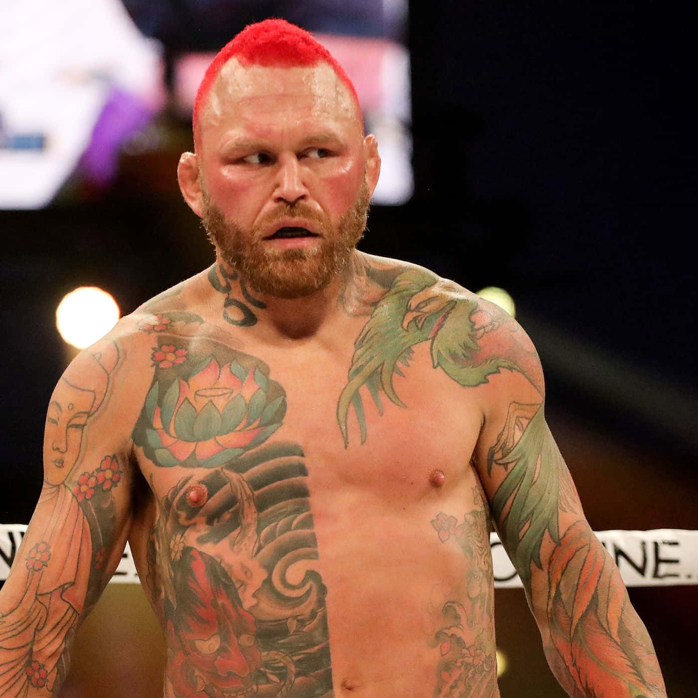 Chris Leben With Japanese-themed Tattoos Background