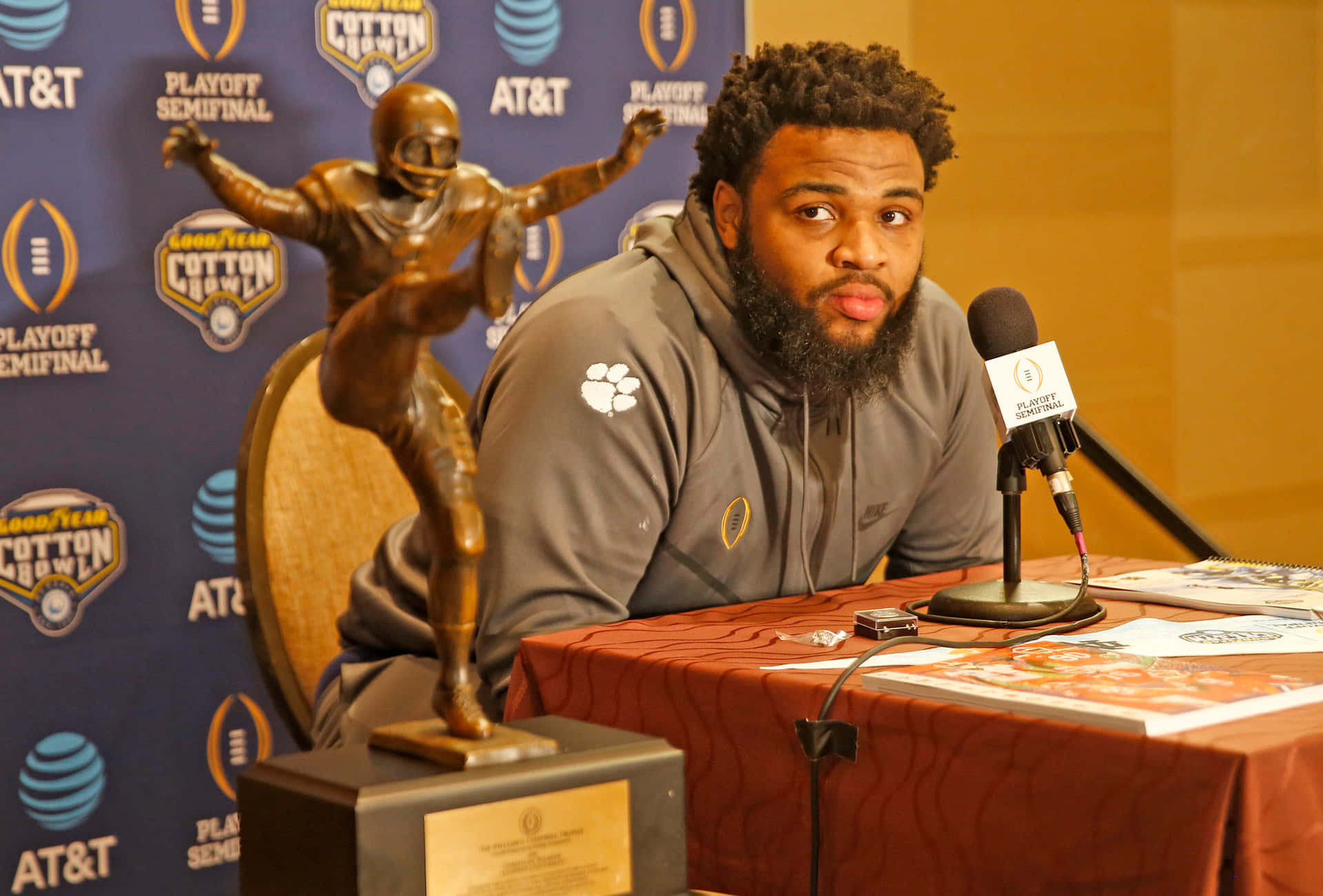 Christian Wilkins Press Conference Wallpaper
