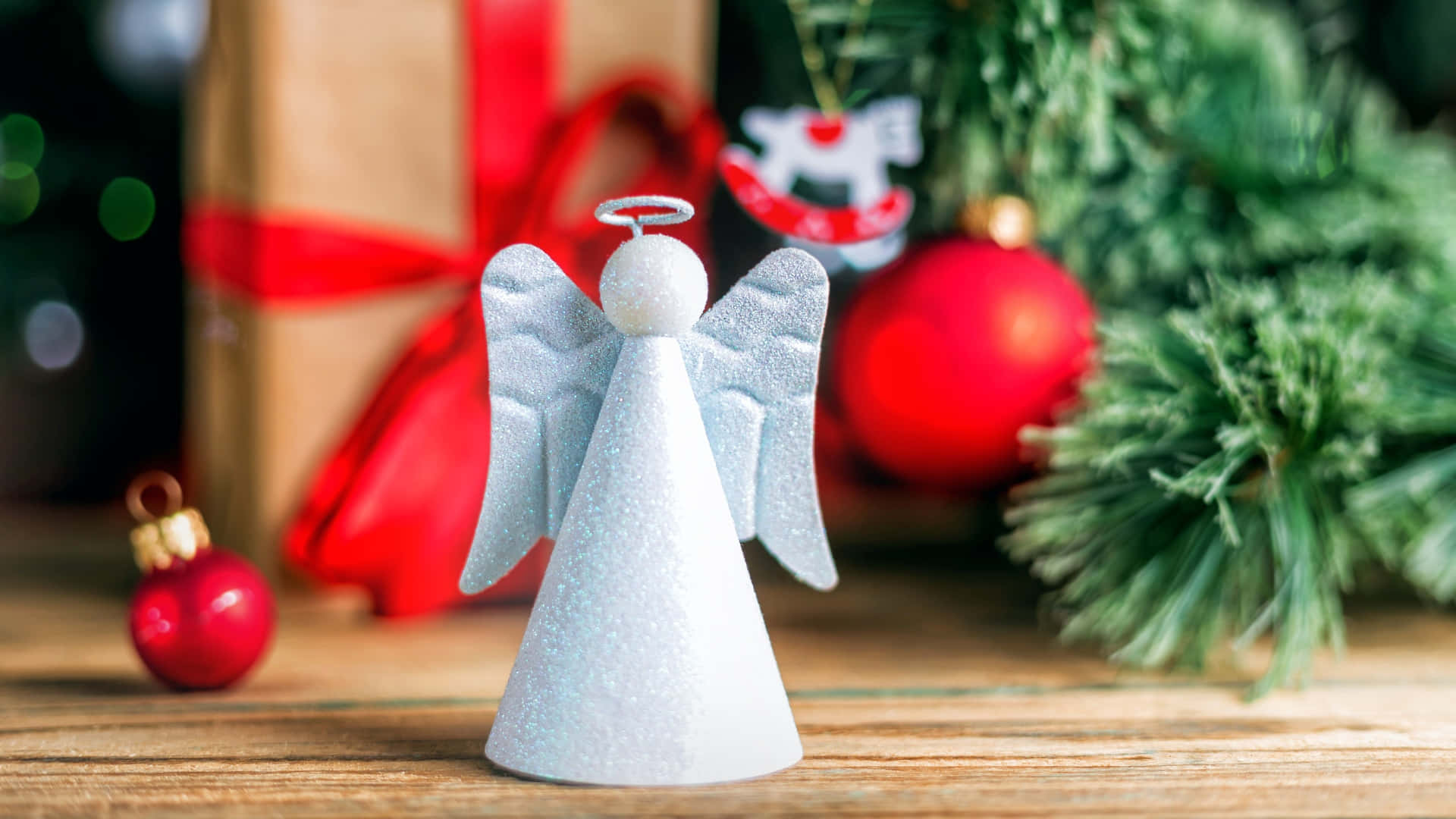 Christmas Angel Decoration Wallpaper