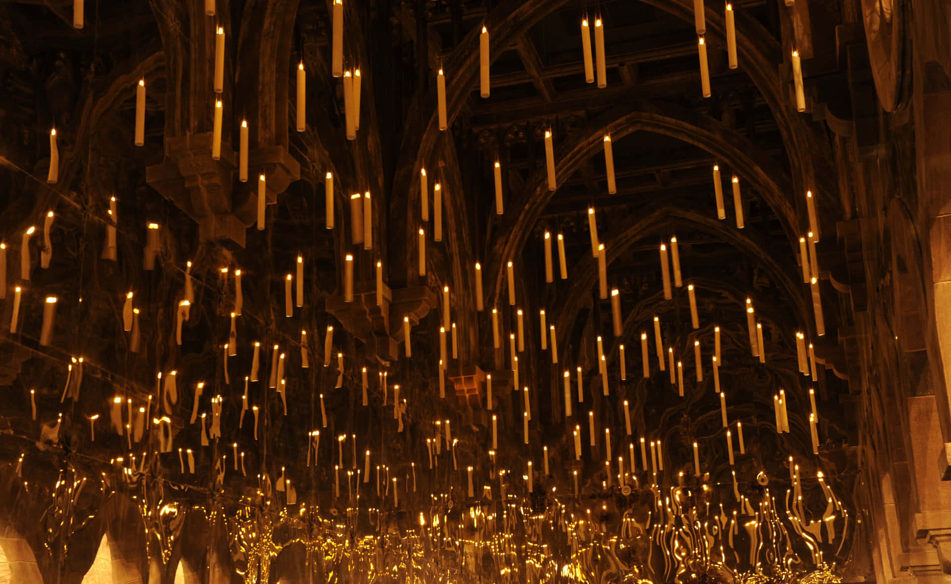 Christmas At Hogwarts Candles Wallpaper