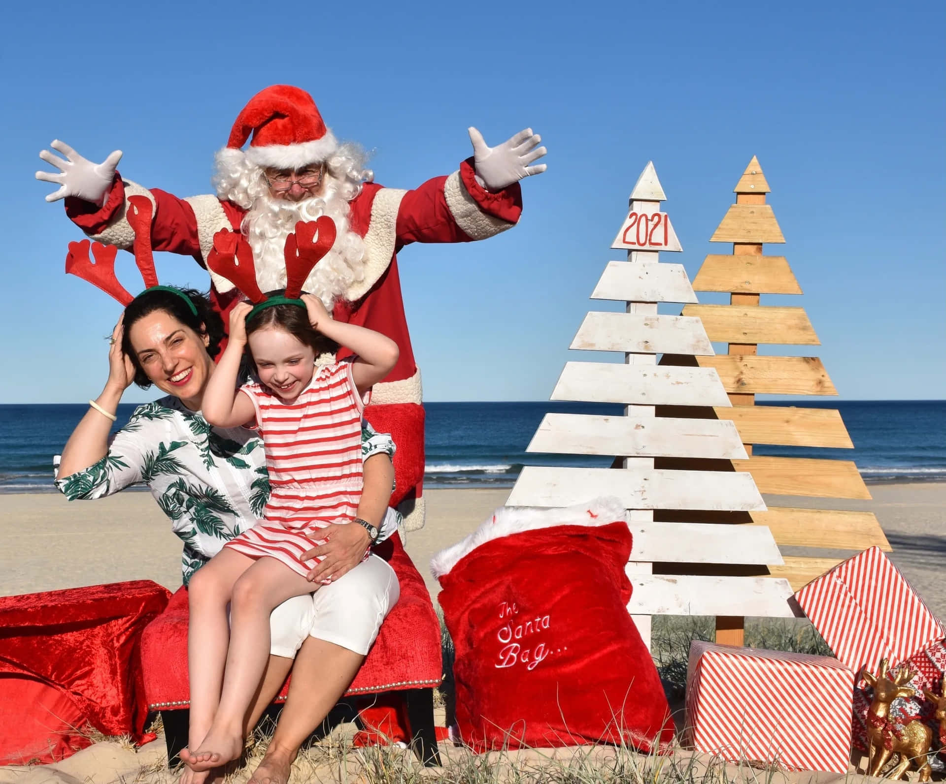 Christmas Family Beach Pictures