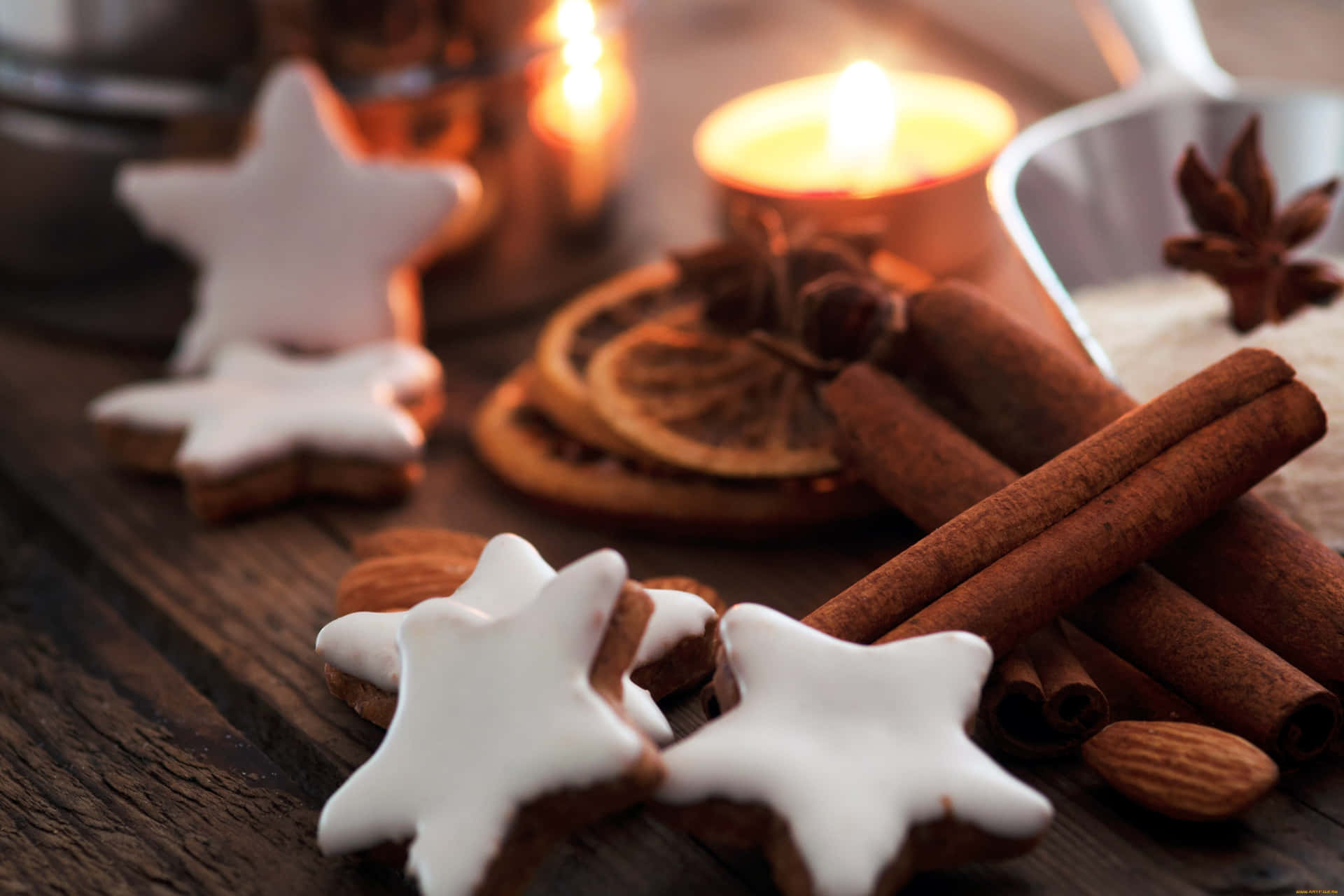 Christmas Cookies Cinnamon Warmth Wallpaper