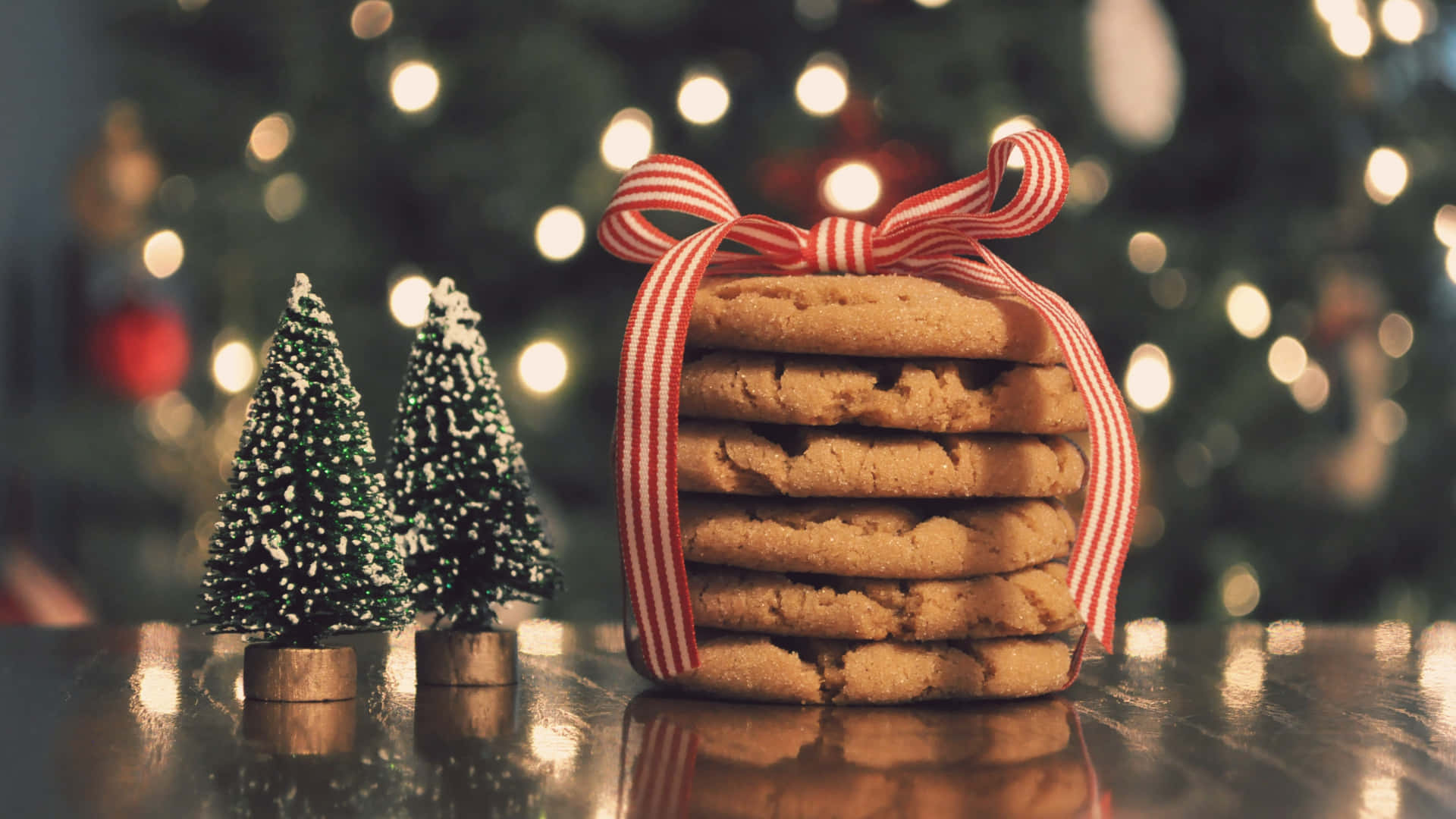 Christmas Cookieswith Treeand Lights Wallpaper