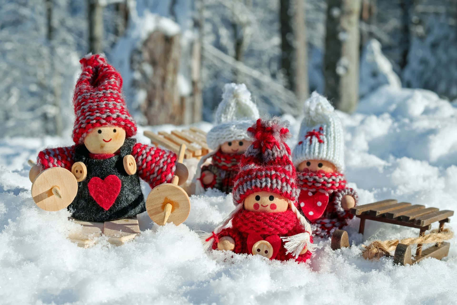 Christmas Couple Of Dolls In Snow Picture