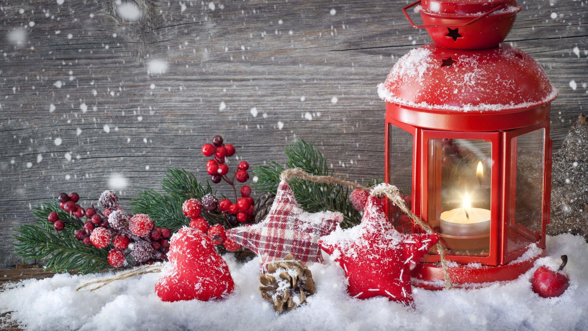Spüredie Wärme Der Weihnachtszeit Mit Diesem Festlichen Hintergrundbild Für Deinen Desktop!