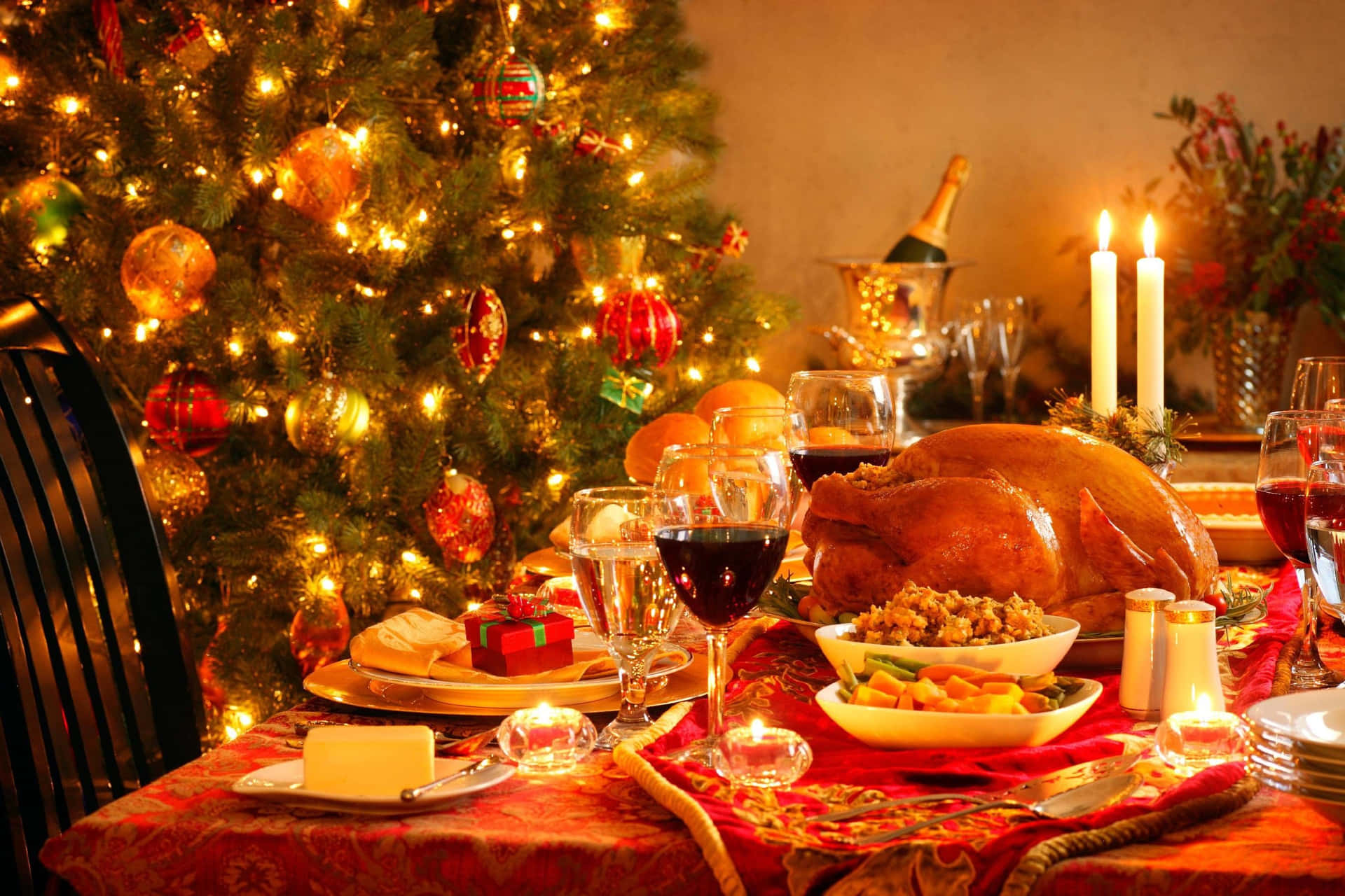 A Table With A Turkey And Other Food Wallpaper