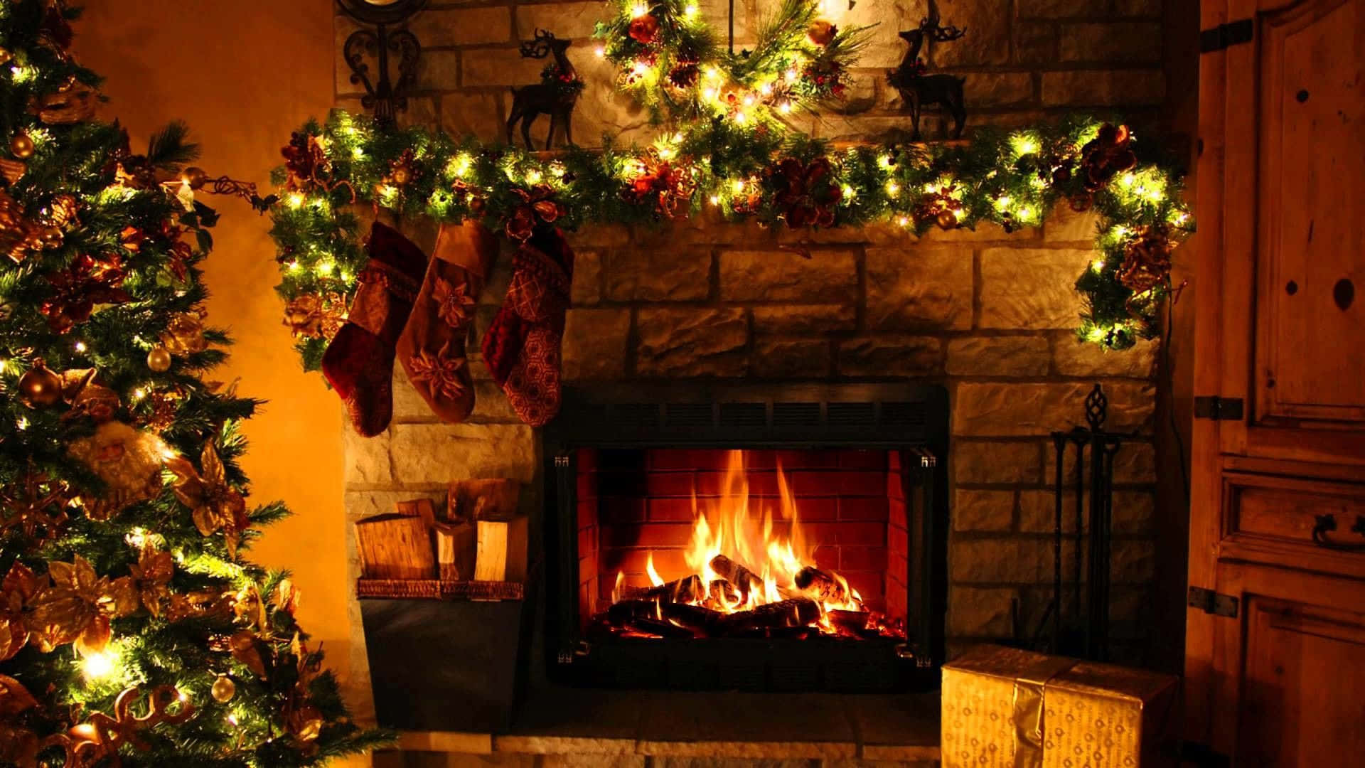 Relaxing Christmas Fireplace