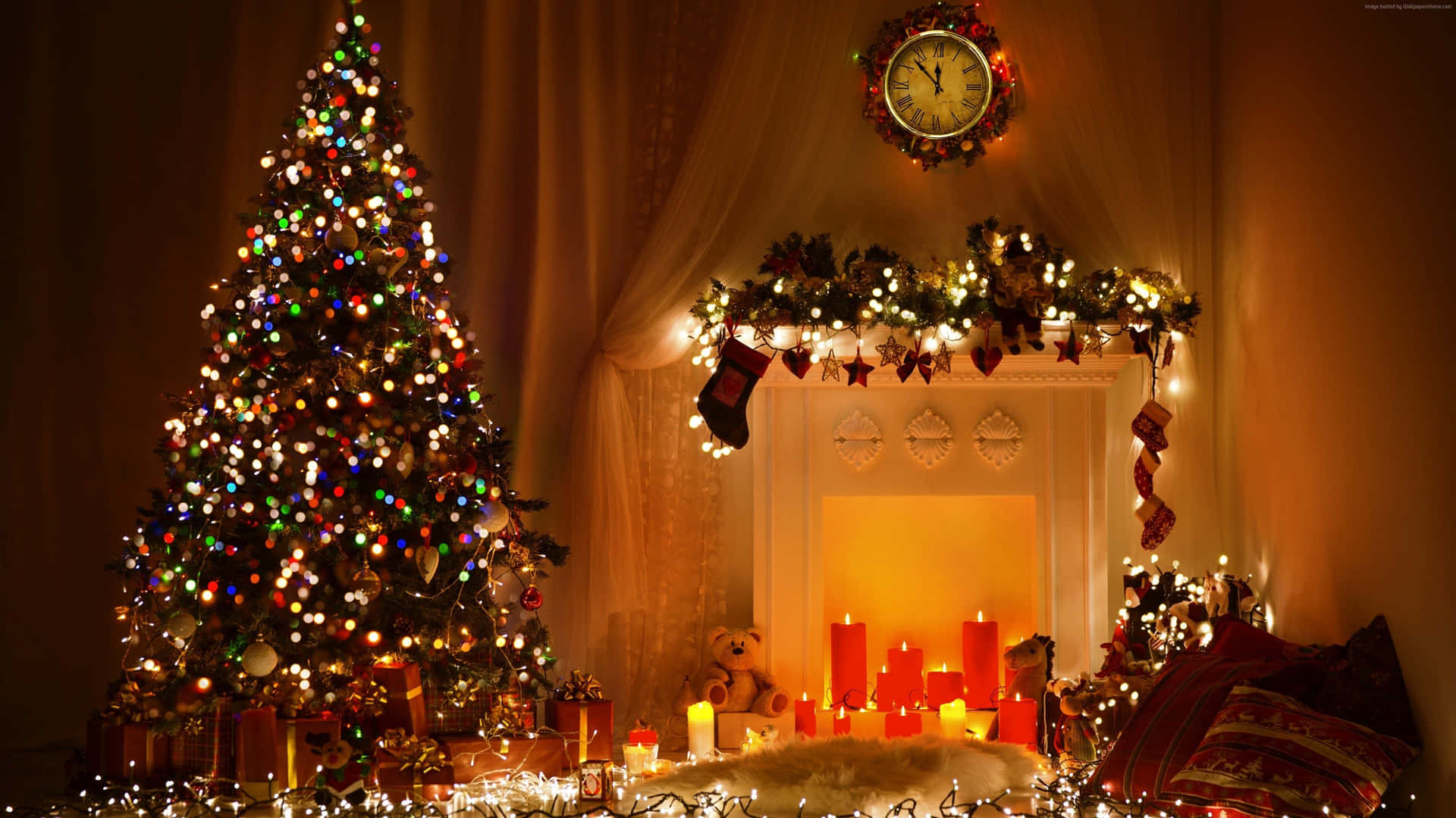 Christmas Fireplace With Wreath Clock Background