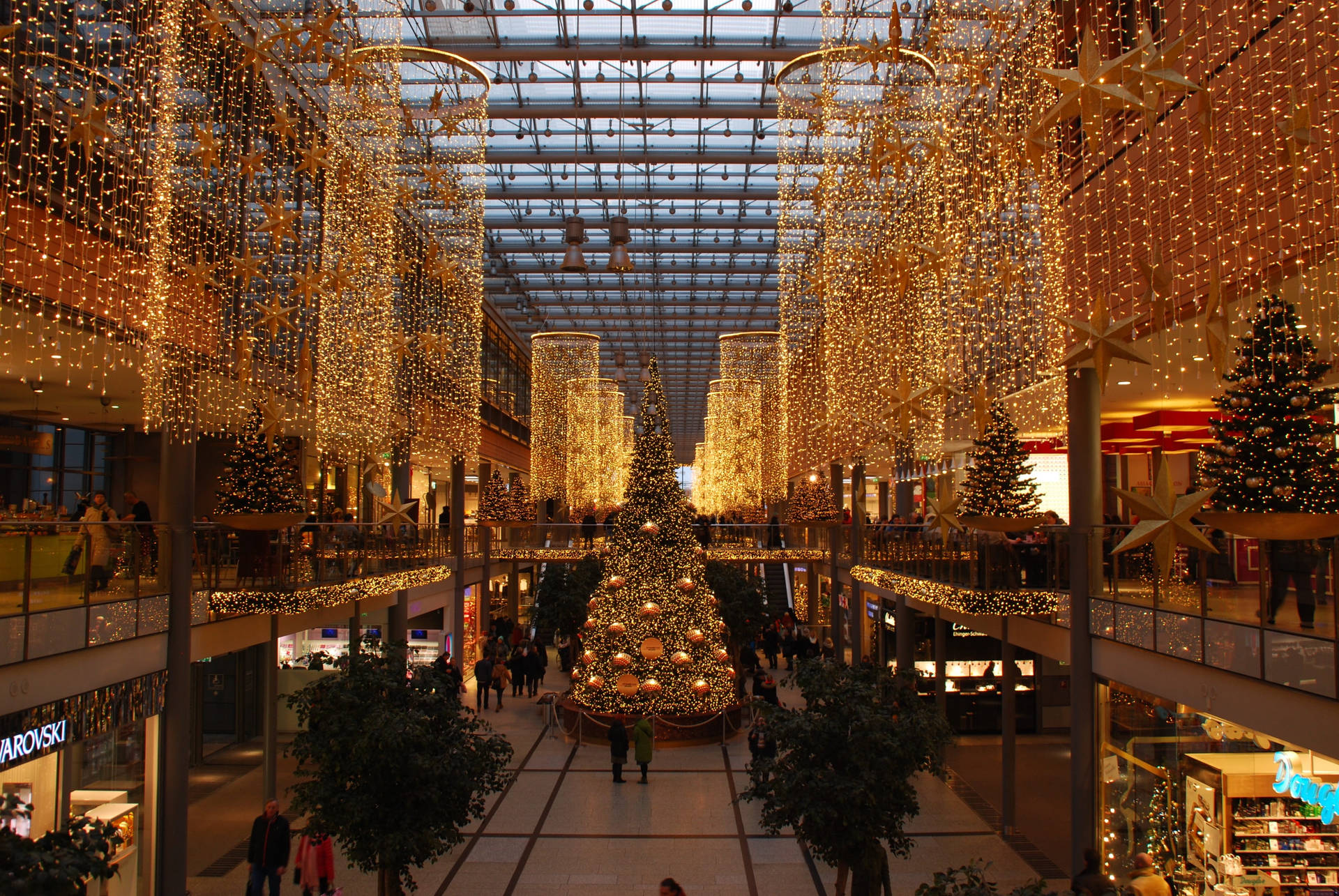 Christmas Light Shopping Mall Wallpaper