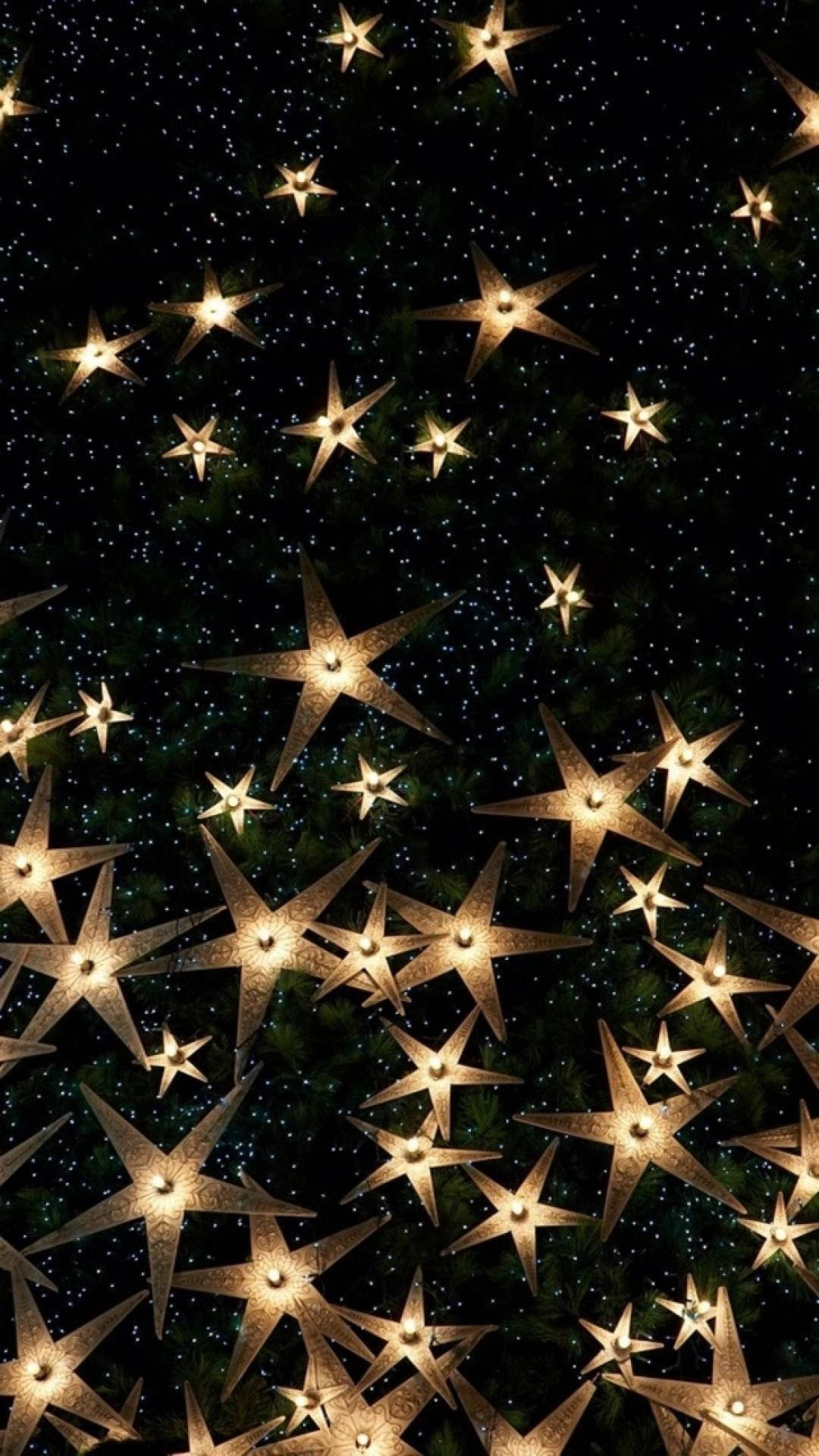 Enjoy the warm twinkle of Christmas lights Wallpaper