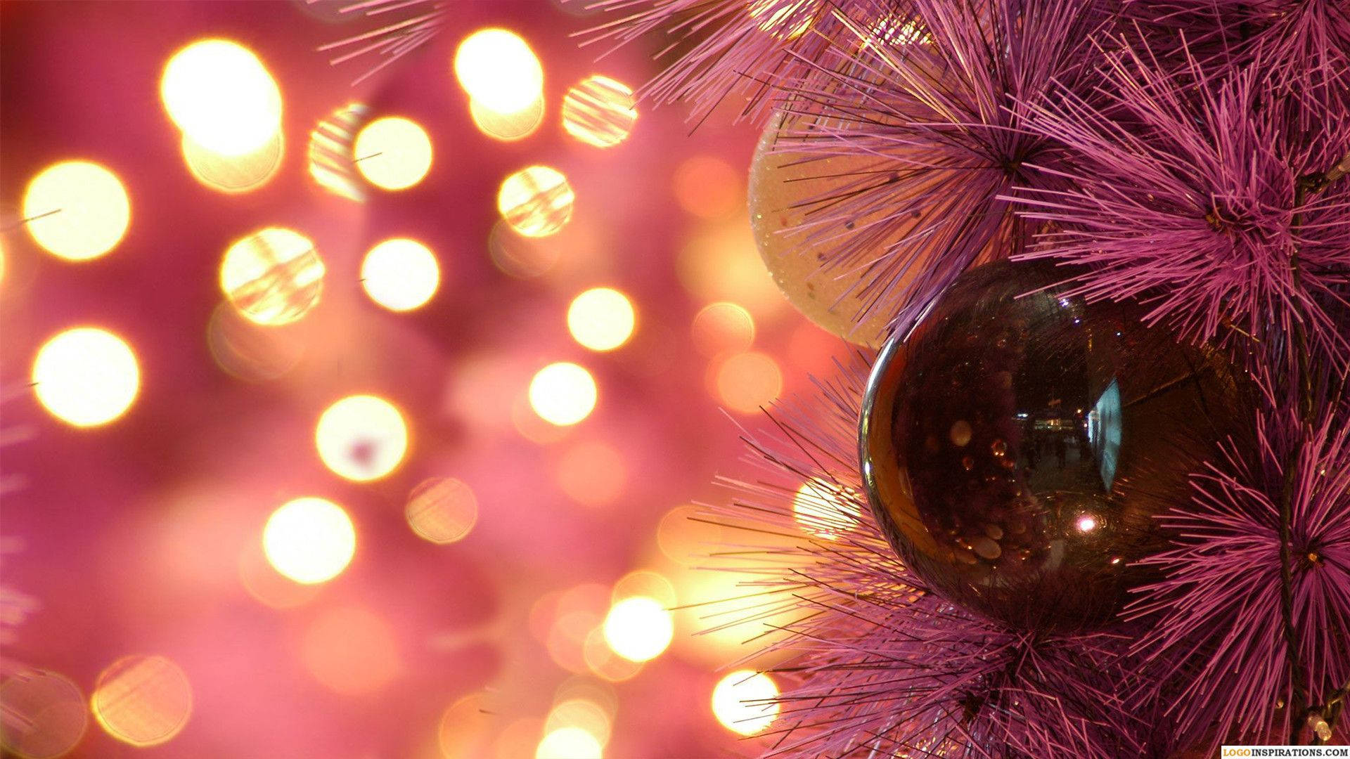 ¡dejaque Tu Espíritu Navideño Brille Con Estas Deslumbrantes Luces De Navidad! Fondo de pantalla