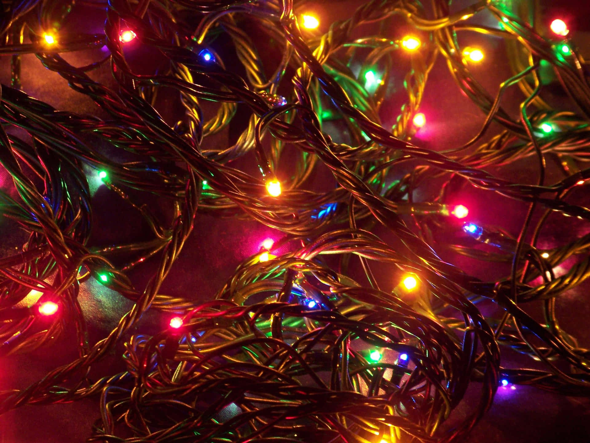 Illuminala Tua Notte Con Queste Scintillanti Luci Di Natale