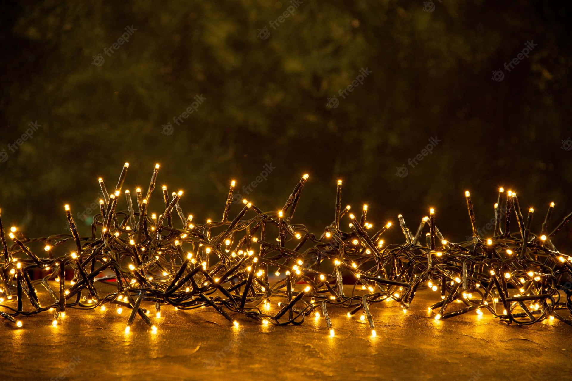Dêum Passeio Sob O Brilho Encantador Dessas Luzes De Natal. Papel de Parede