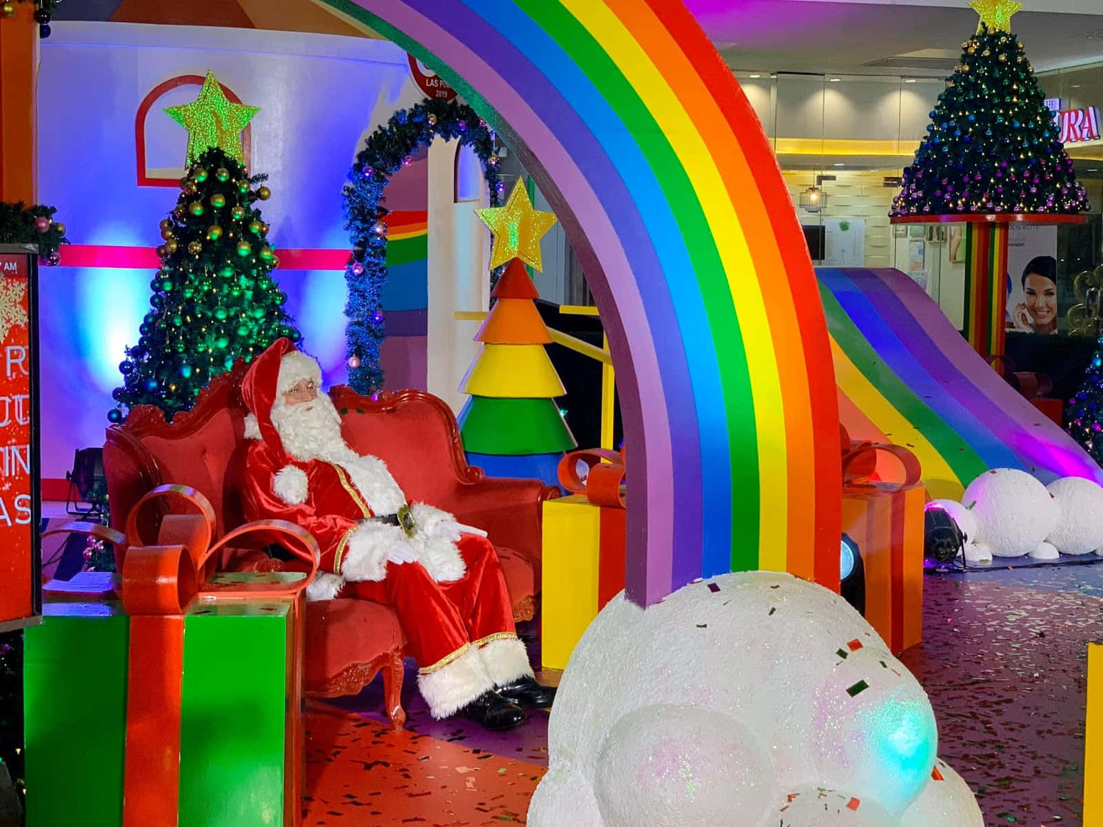 Christmas Rainbow Santa Display.jpg Wallpaper
