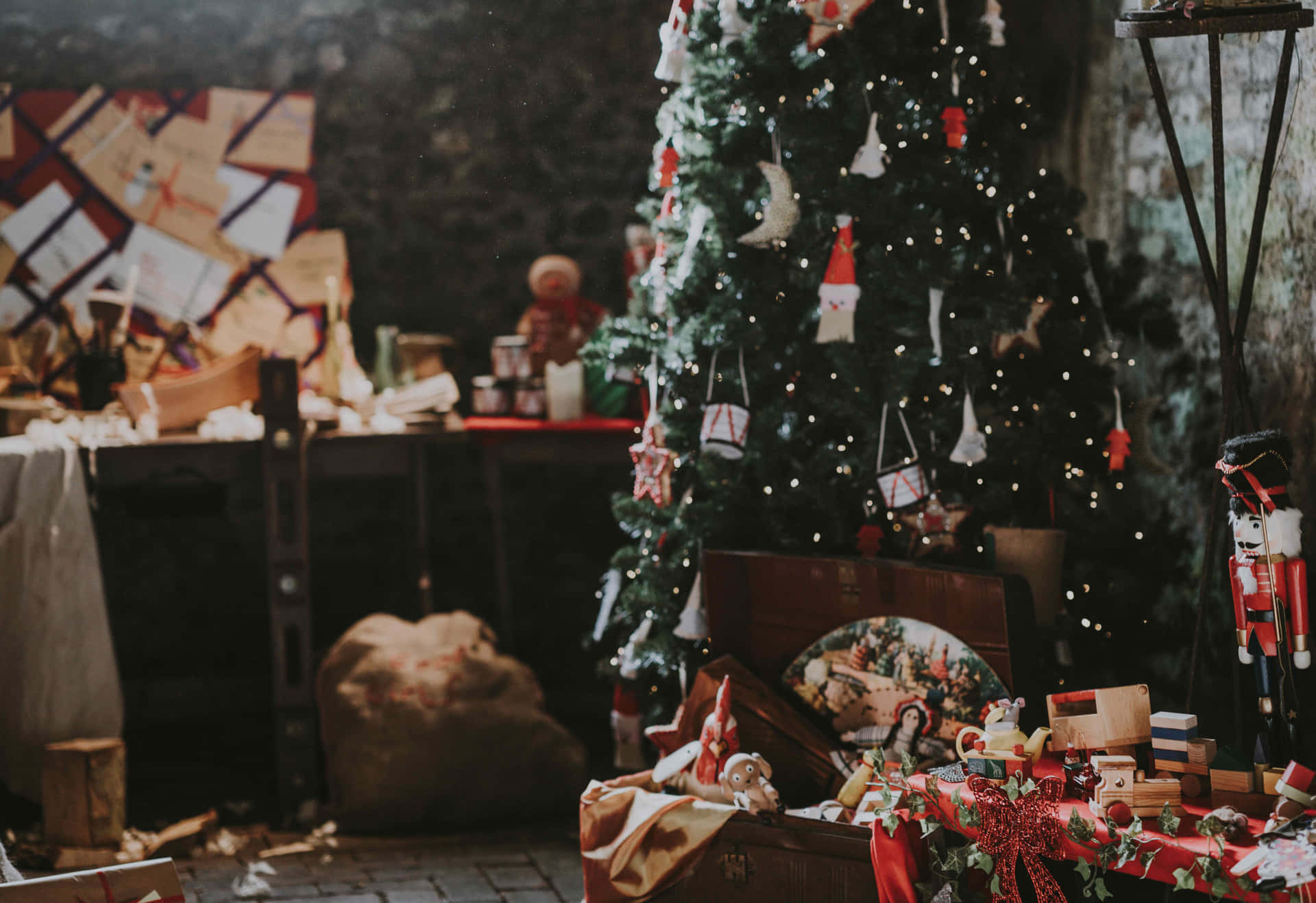 Escenade Navidad Con Fondo De Decoraciones Festivas En El Árbol