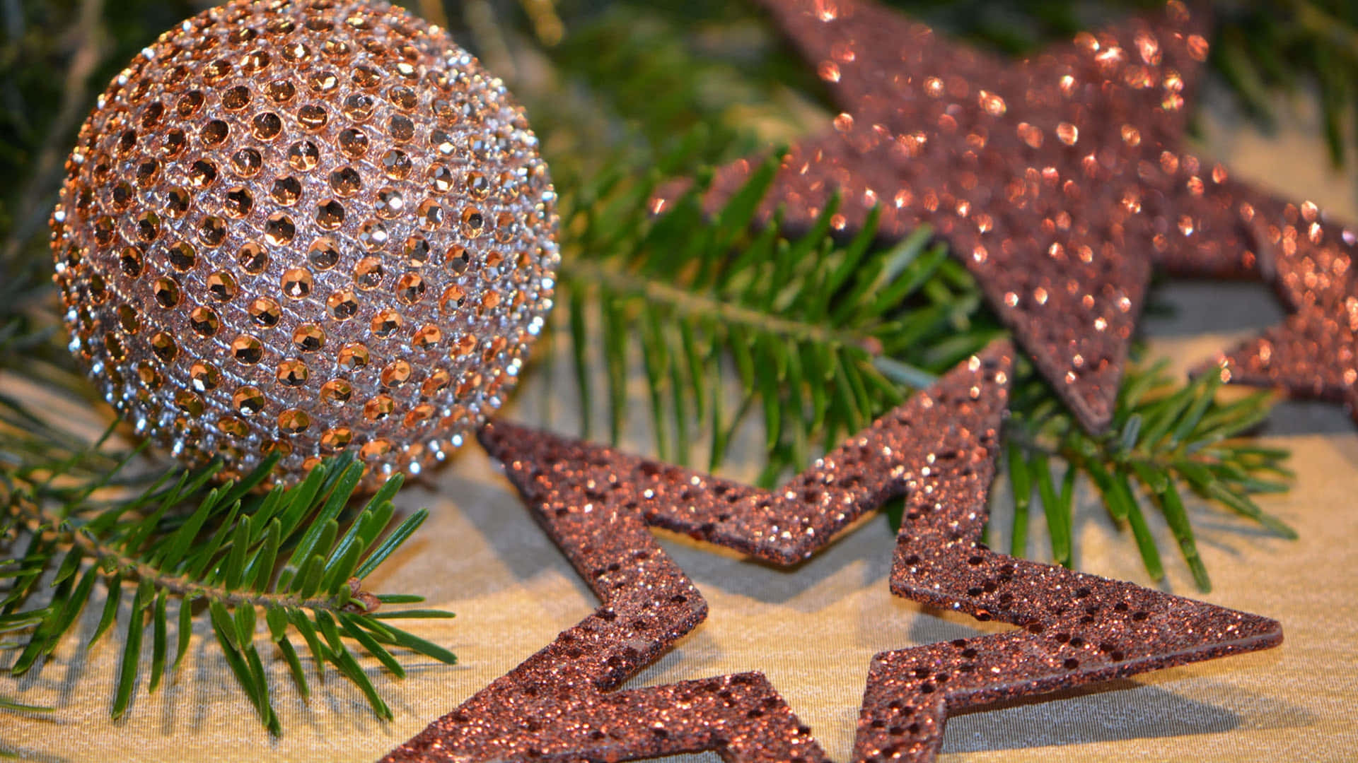 Winter Holiday Sparkle with a beautiful Christmas Star Wallpaper