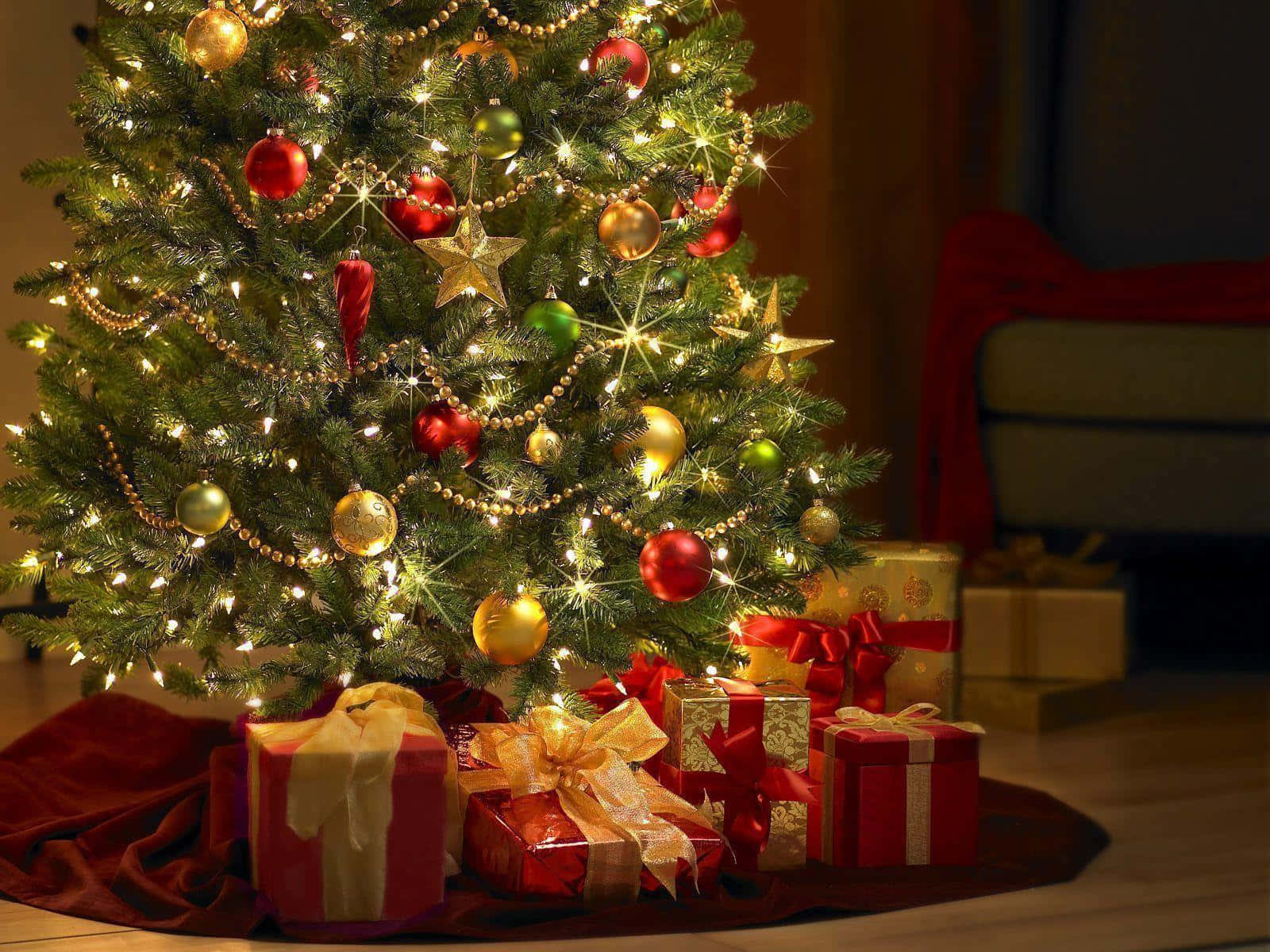 Glühendergeschmückter Baum Mit Geschenken Weihnachts Teams Hintergrund.