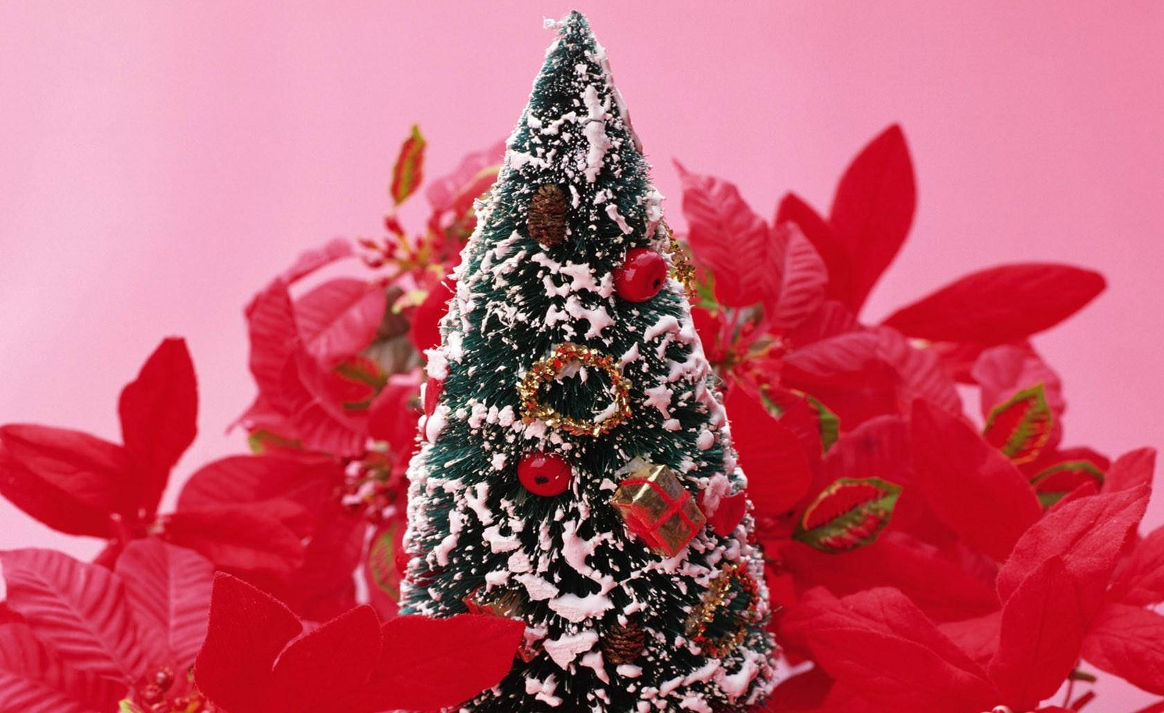 Christmas Tree Toy Wallpaper