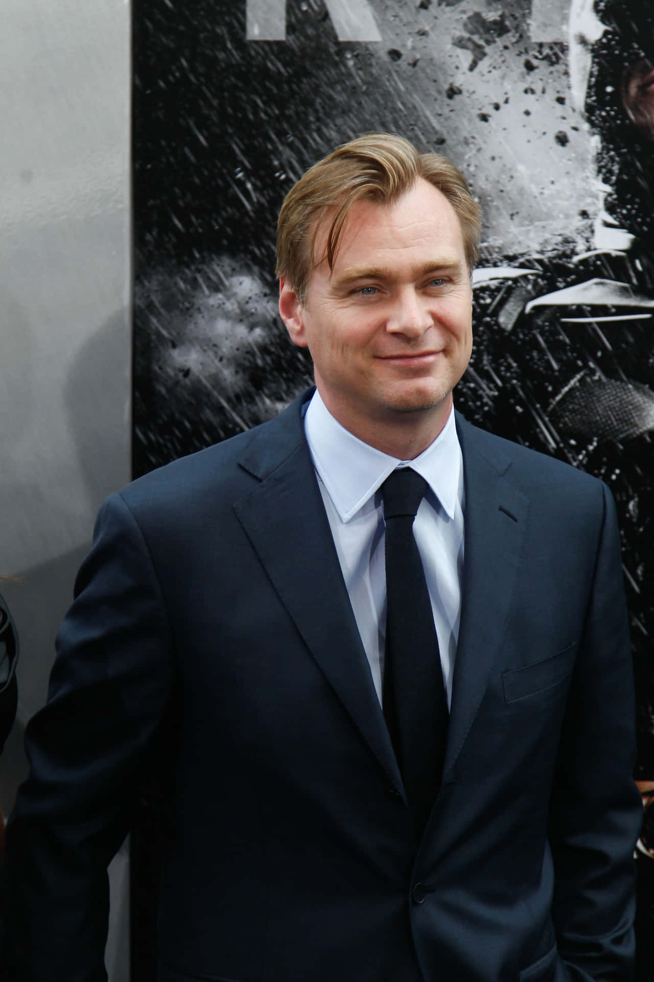 Christopher Nolan - The Visionary Filmmaker Wallpaper
