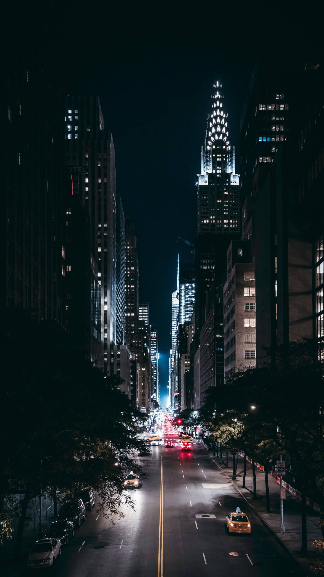 Chryslerstreet View New York Notturno Per Iphone Sfondo