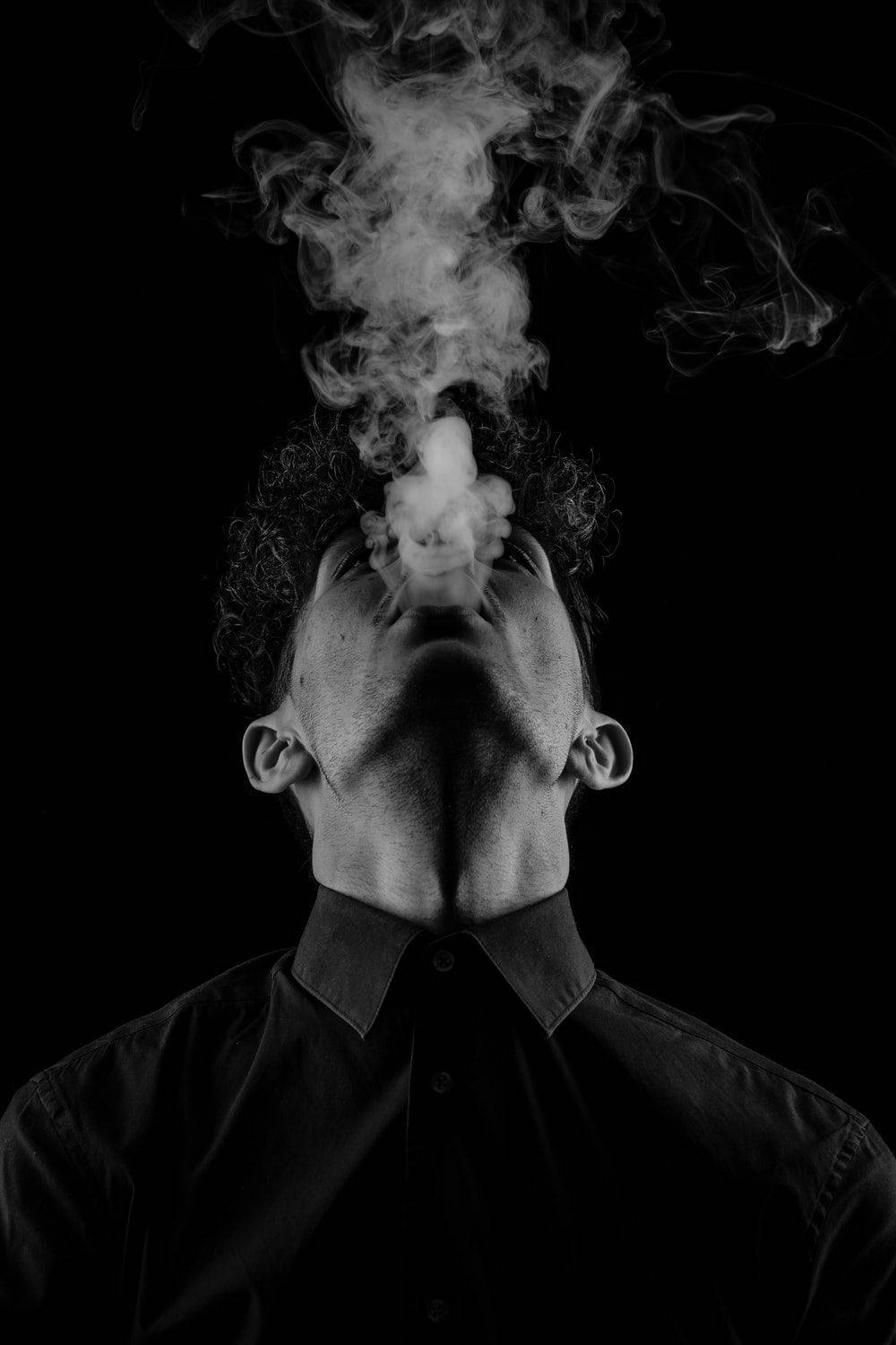 Estetica Uomo Fumo Di Sigaretta Sfondo