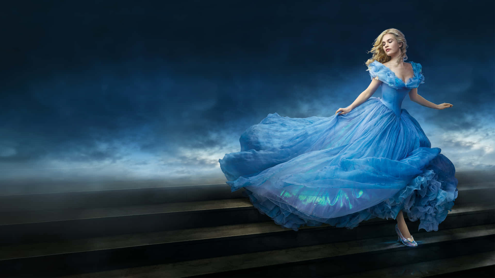 Eintraum Wird Wahr - Cinderella In Ihrem Schönsten Ballkleid
