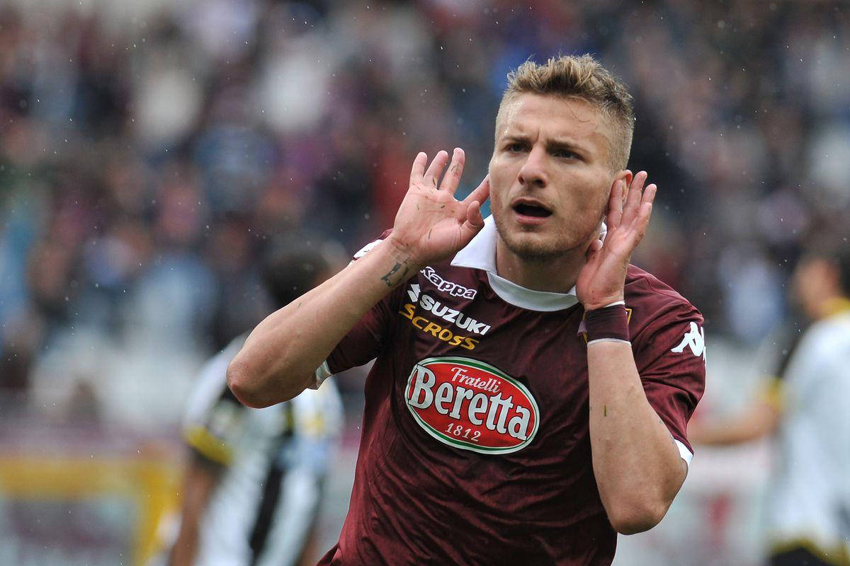 Ciro Immobile Viert Doelpunt Achtergrond