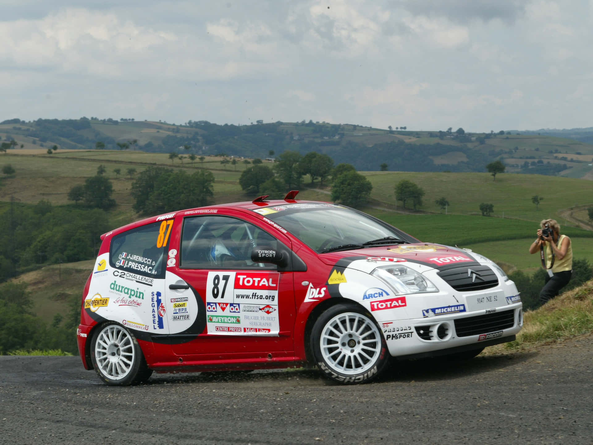 Citroen C2 Super 1600 - A Showcase Of Speed And Performance Wallpaper