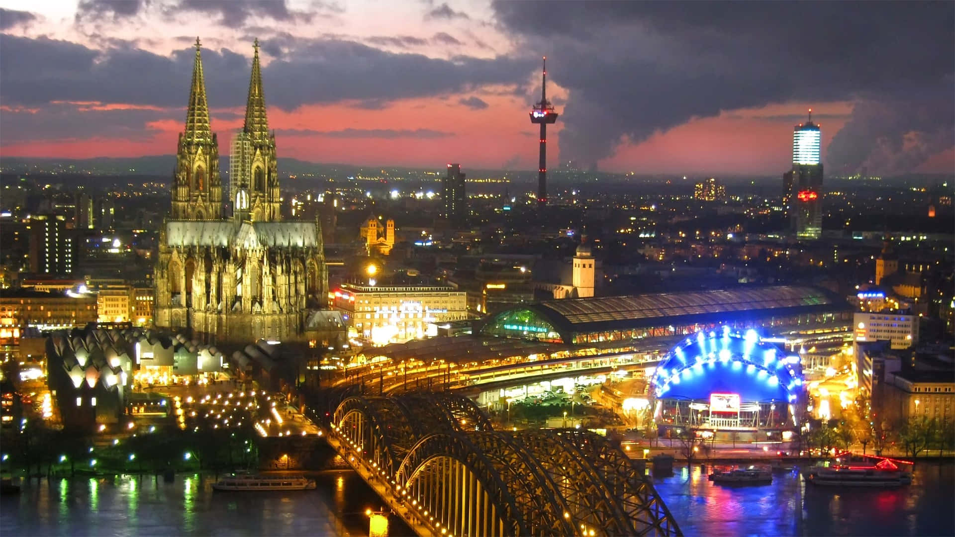 City Lights And Cologne Cathedral Wallpaper
