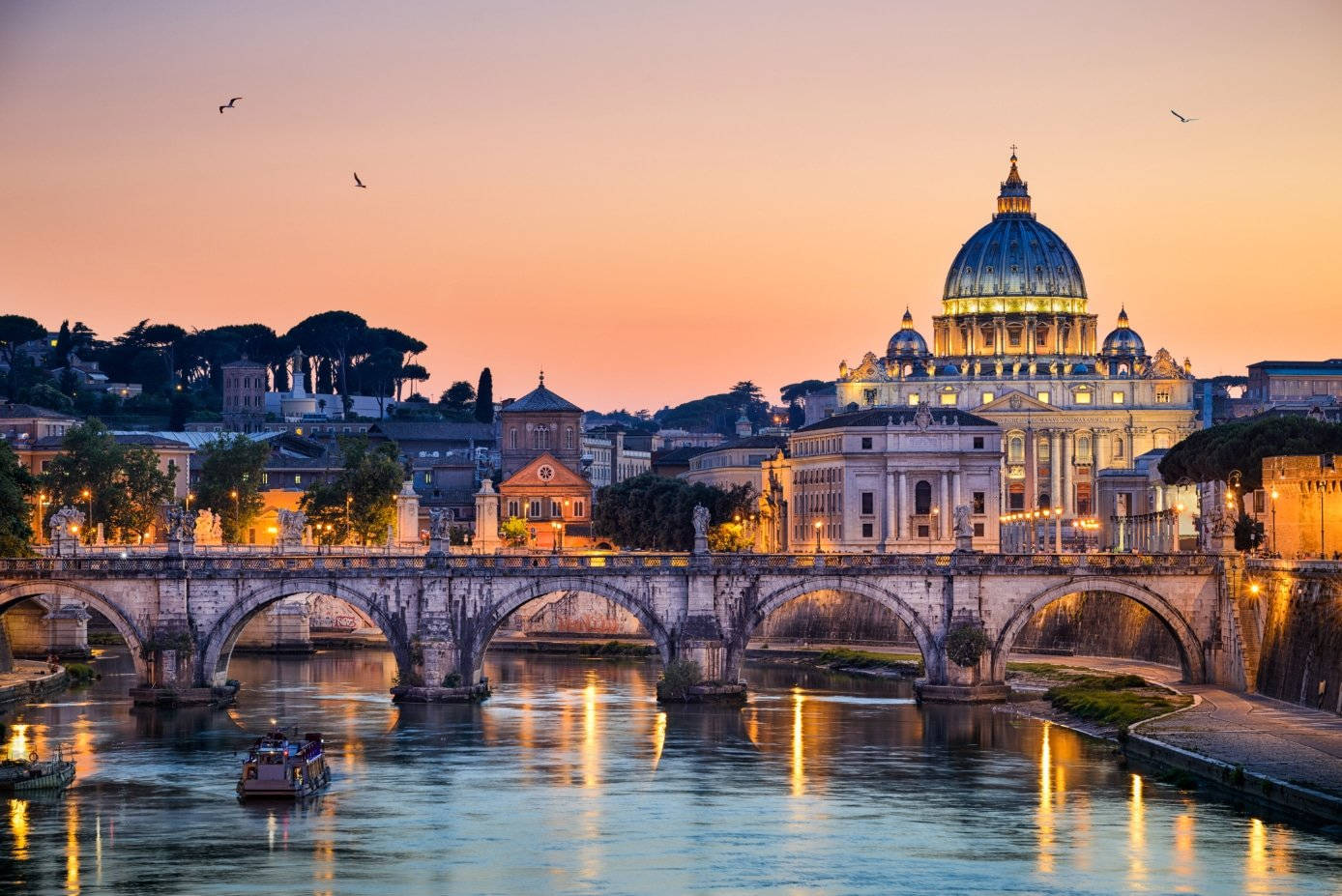 City Lights In Vatican City Wallpaper