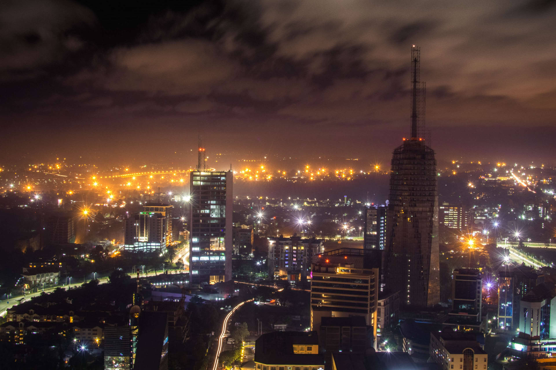 Vistade Las Luces De La Ciudad En Kenia Fondo de pantalla