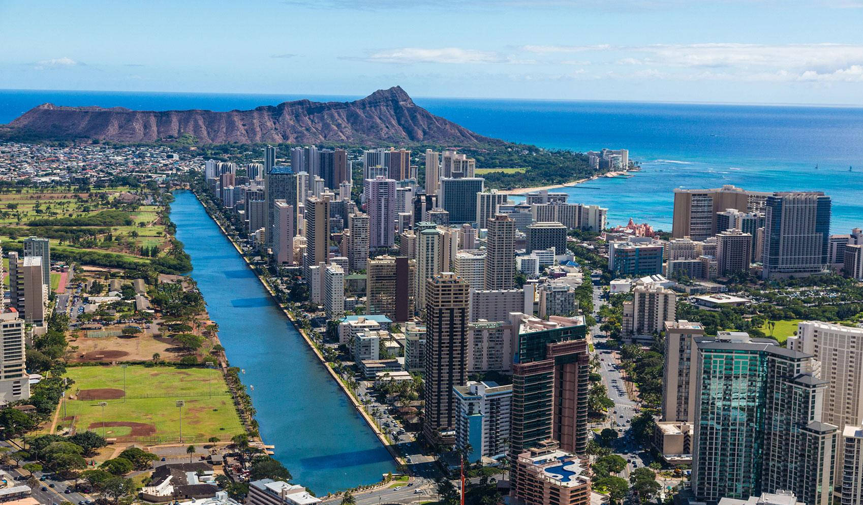 City View In Oahu Wallpaper