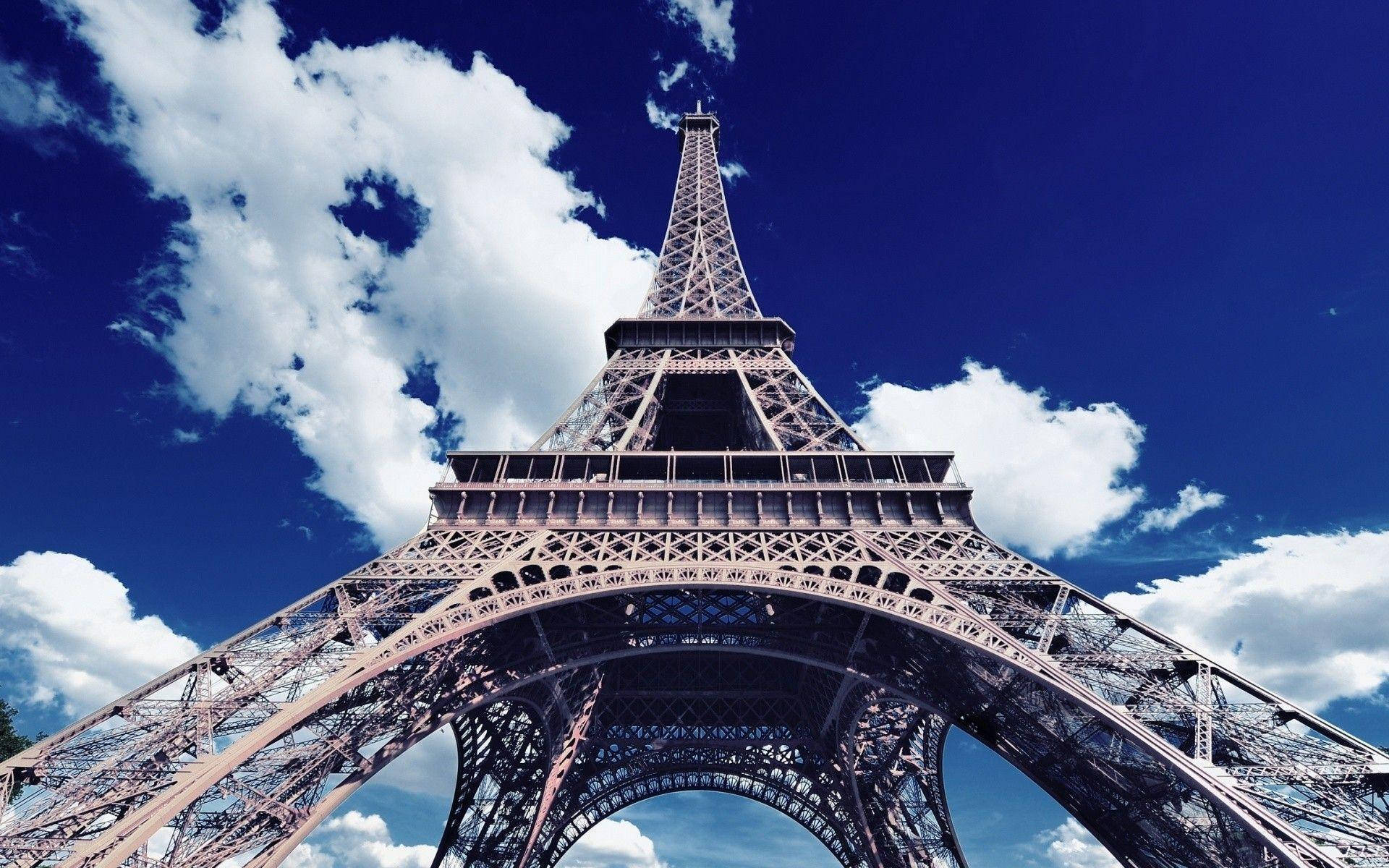 Civil Engineering Of The Eiffel Tower Wallpaper