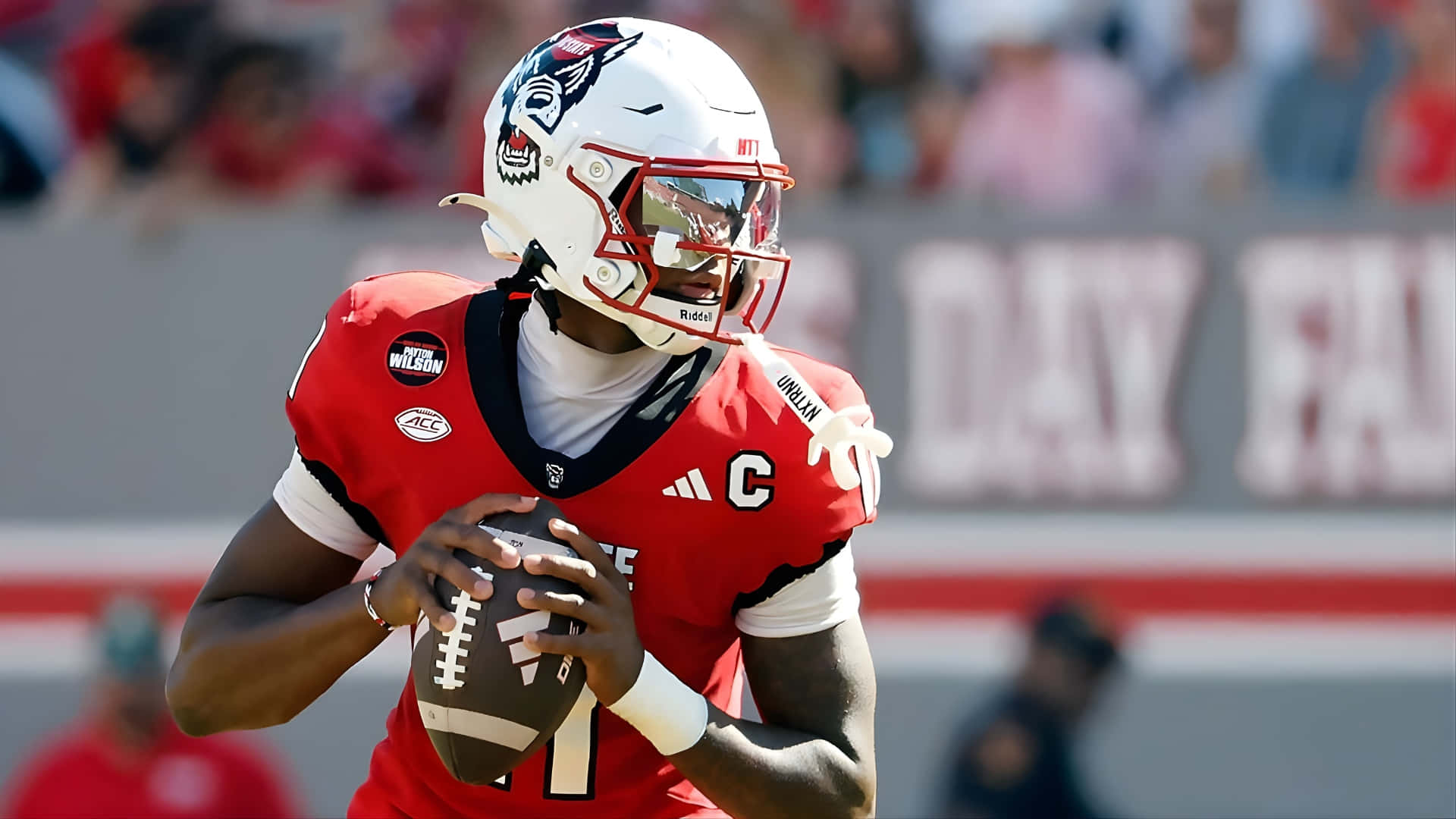 Cj Bailey Football Quarterback Wallpaper