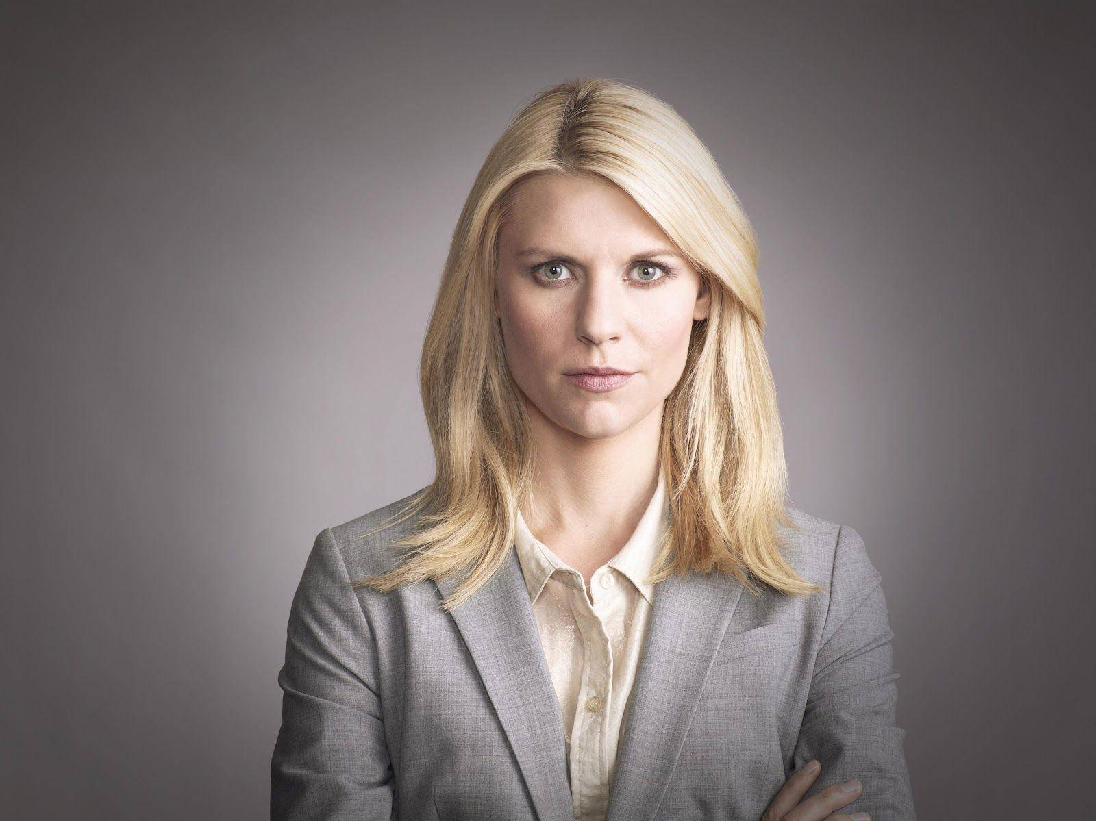 Claire Danes In Suit Background